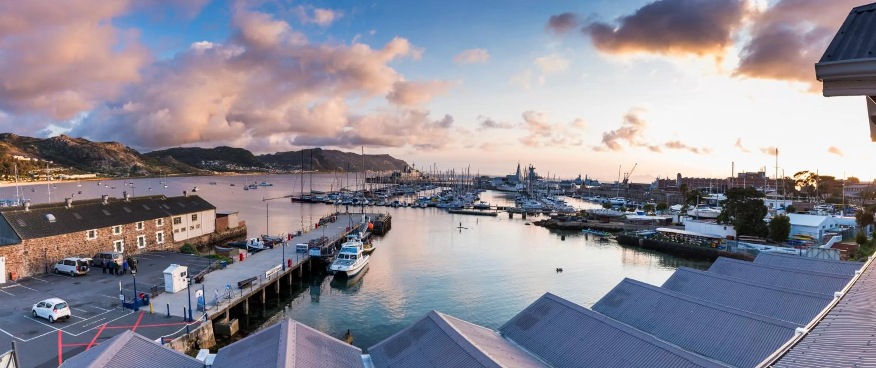 Sea view in Simon's Town Quayside Hotel