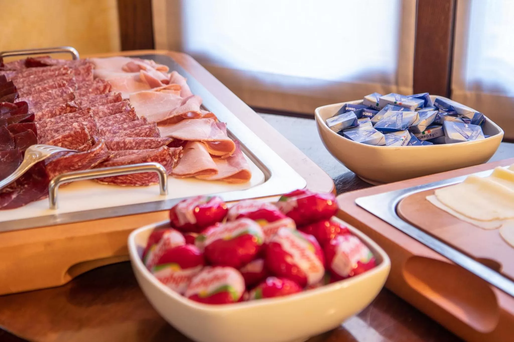 Buffet breakfast in Albergo Le Due Corti