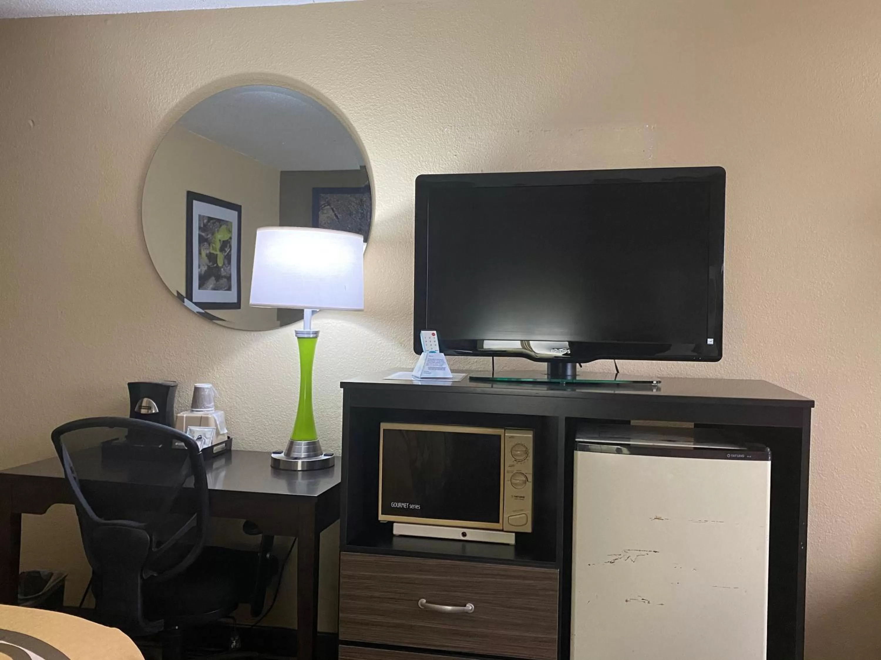 Decorative detail in Super 8 by Wyndham Maysville KY