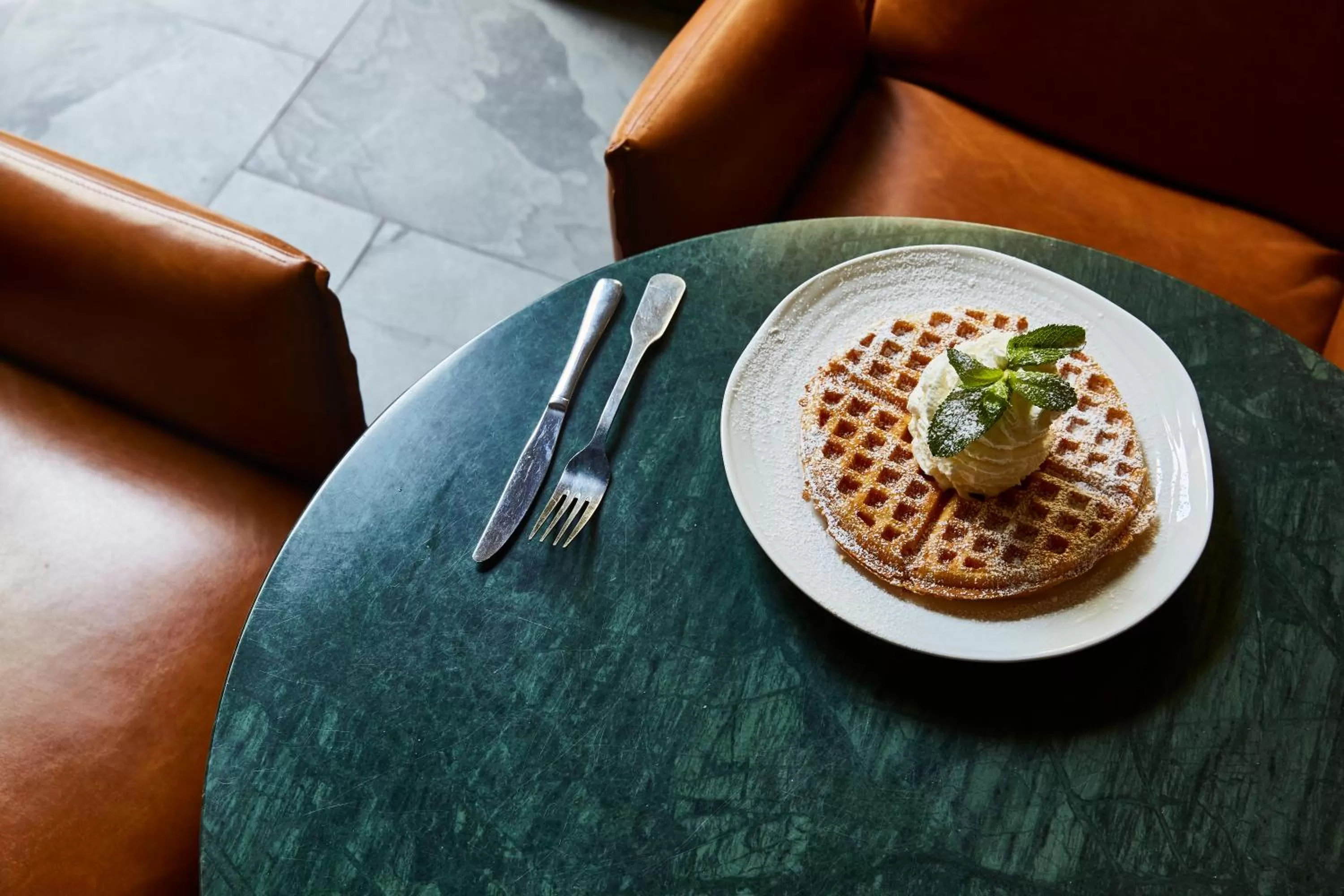 Restaurant/places to eat in Hotel Indigo Antwerp City Centre by IHG