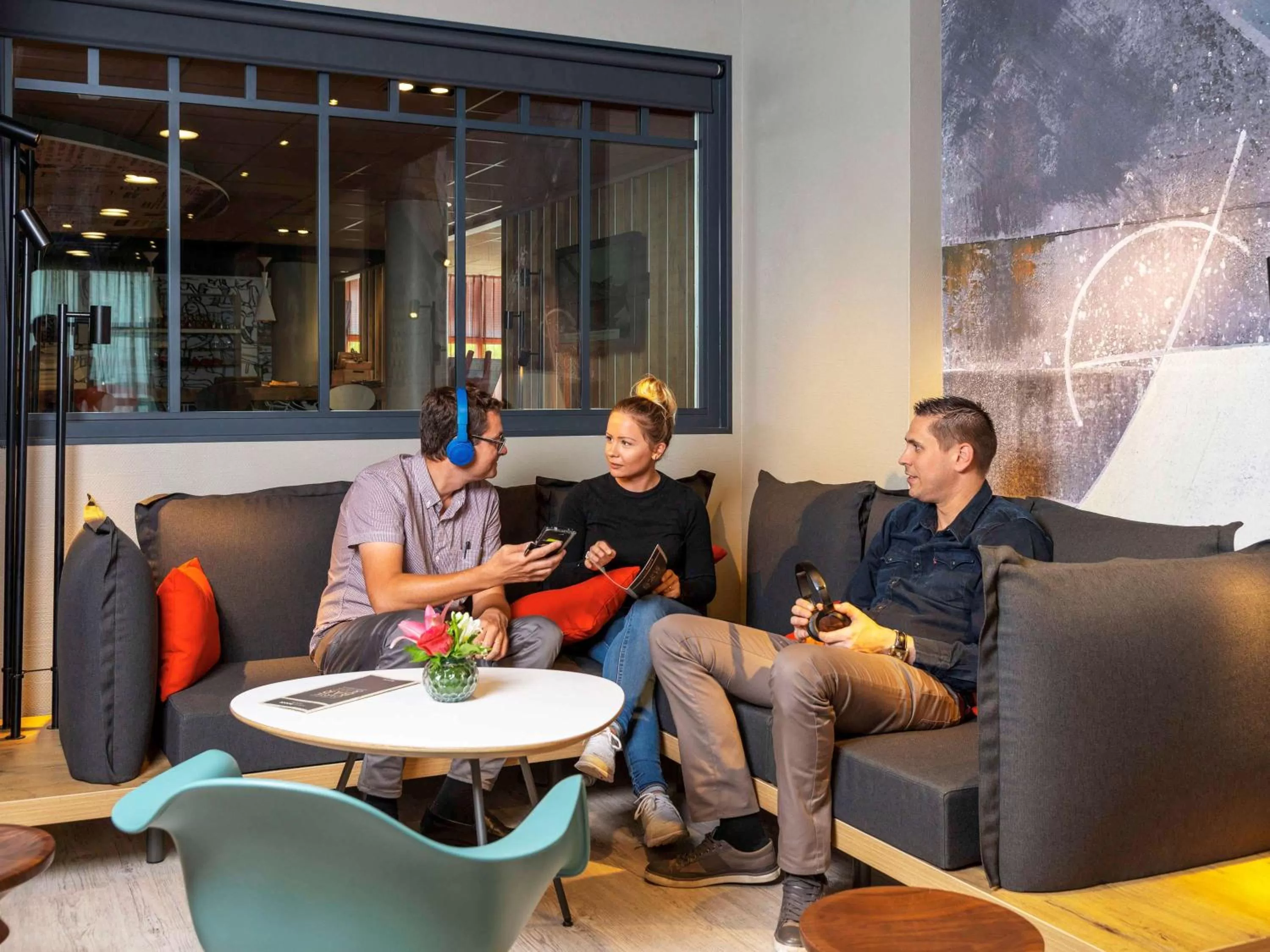 Restaurant/places to eat in ibis Le Havre Centre