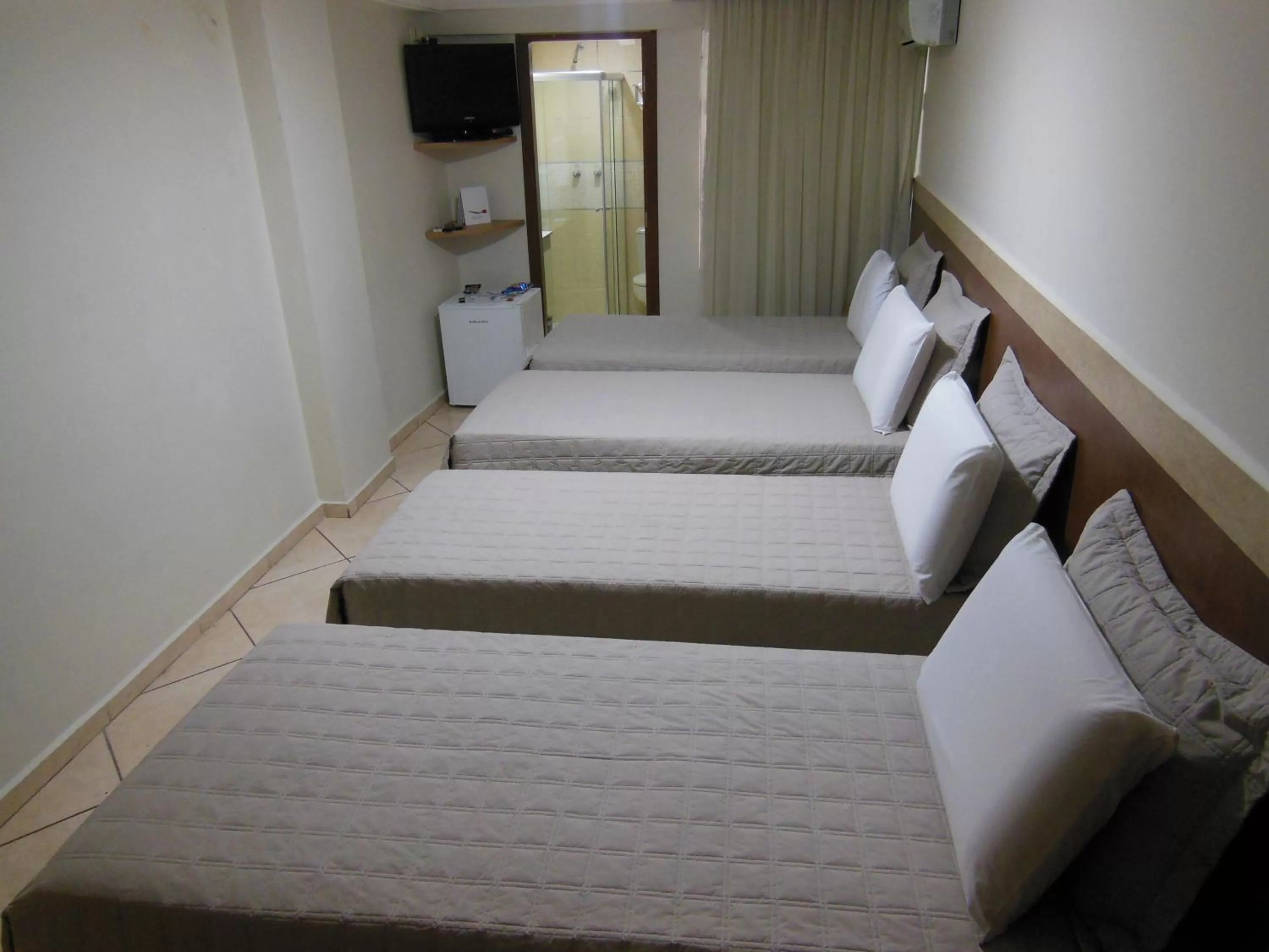 Bedroom, Room Photo in Alfa Plaza Hotel