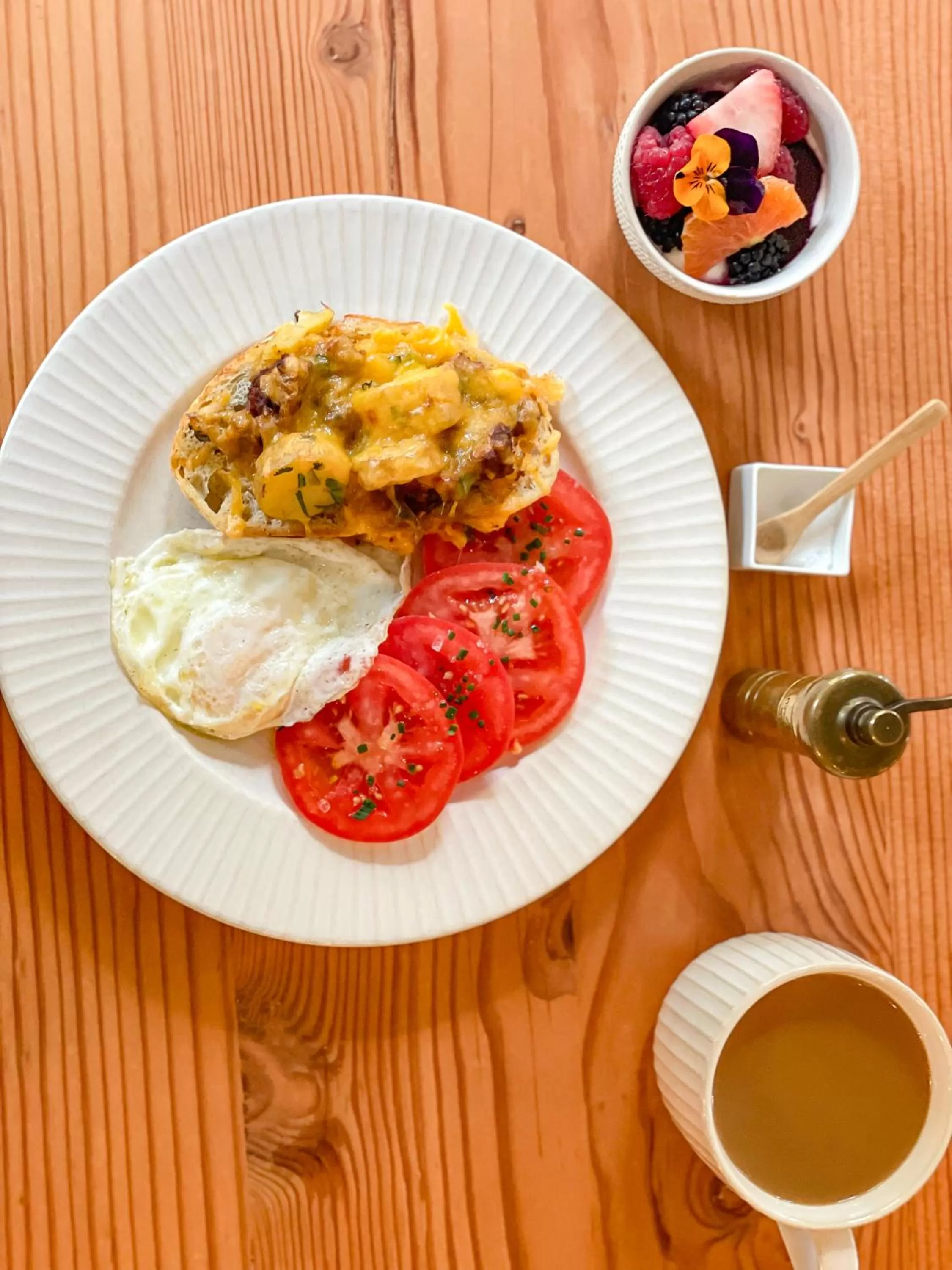 Breakfast in The Grape Leaf Inn