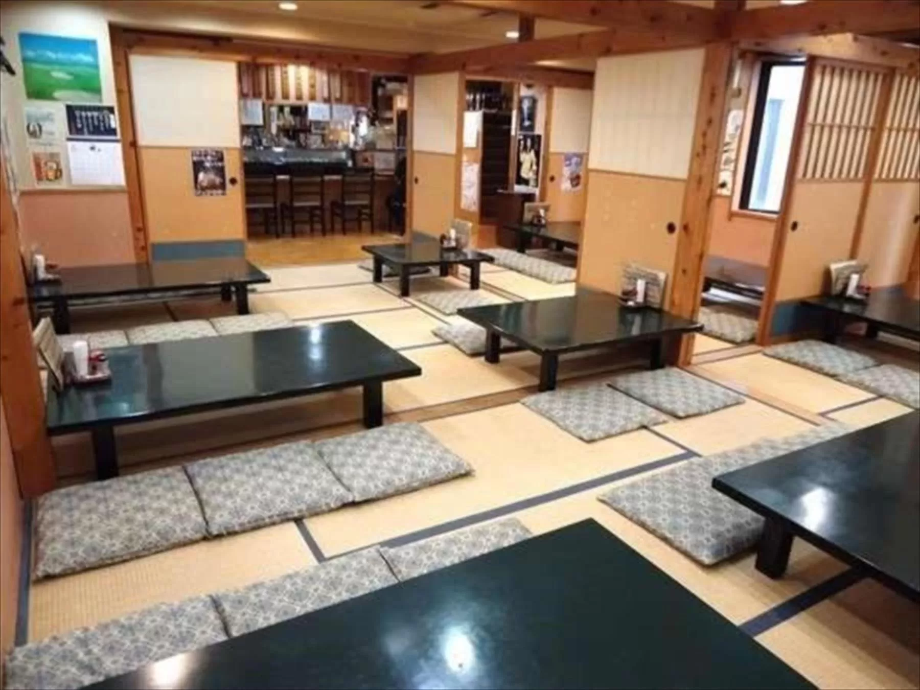 On-site shops in Kenchomae Green Hotel