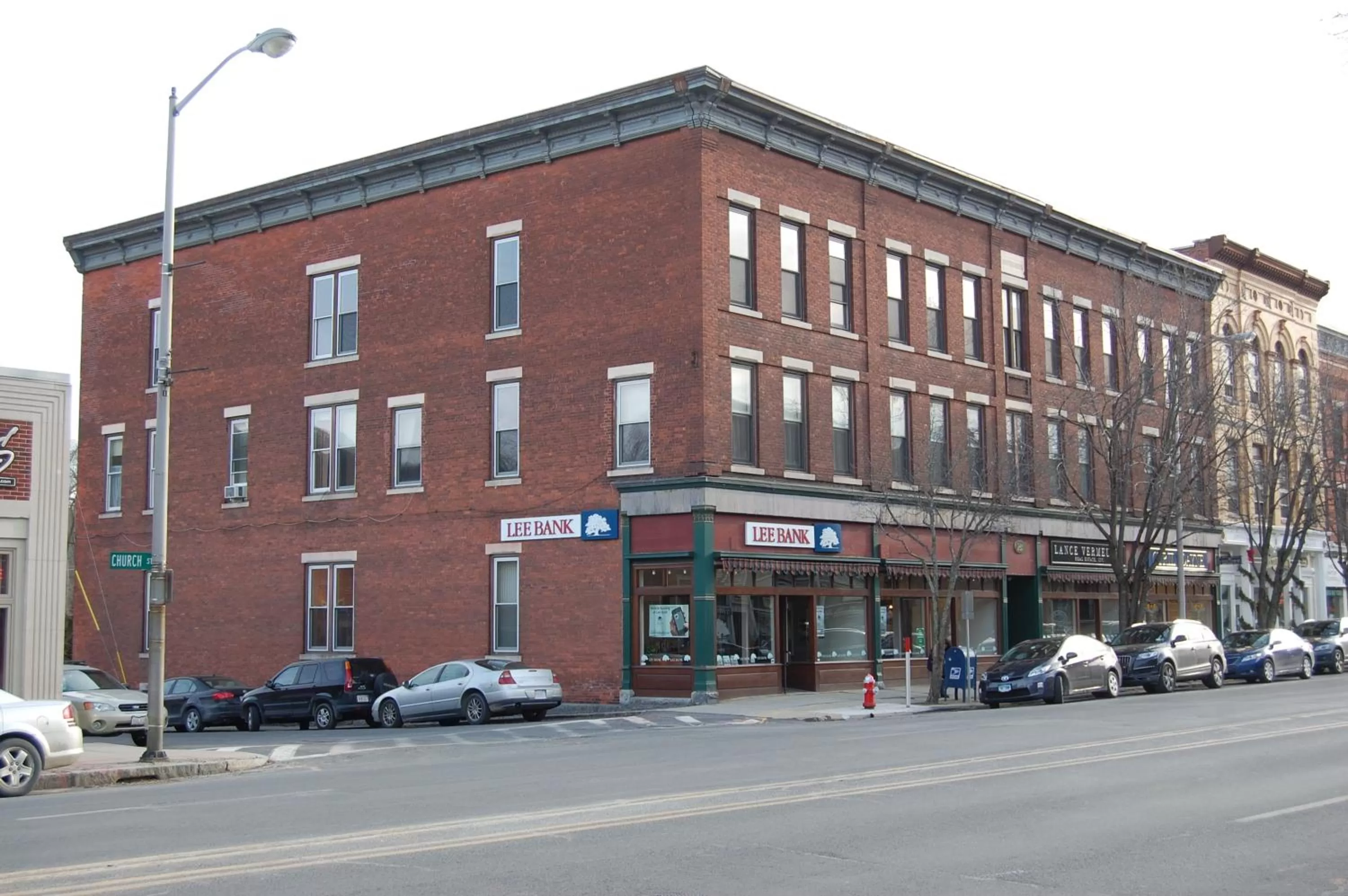 Facade/entrance, Property Building in The Barrington