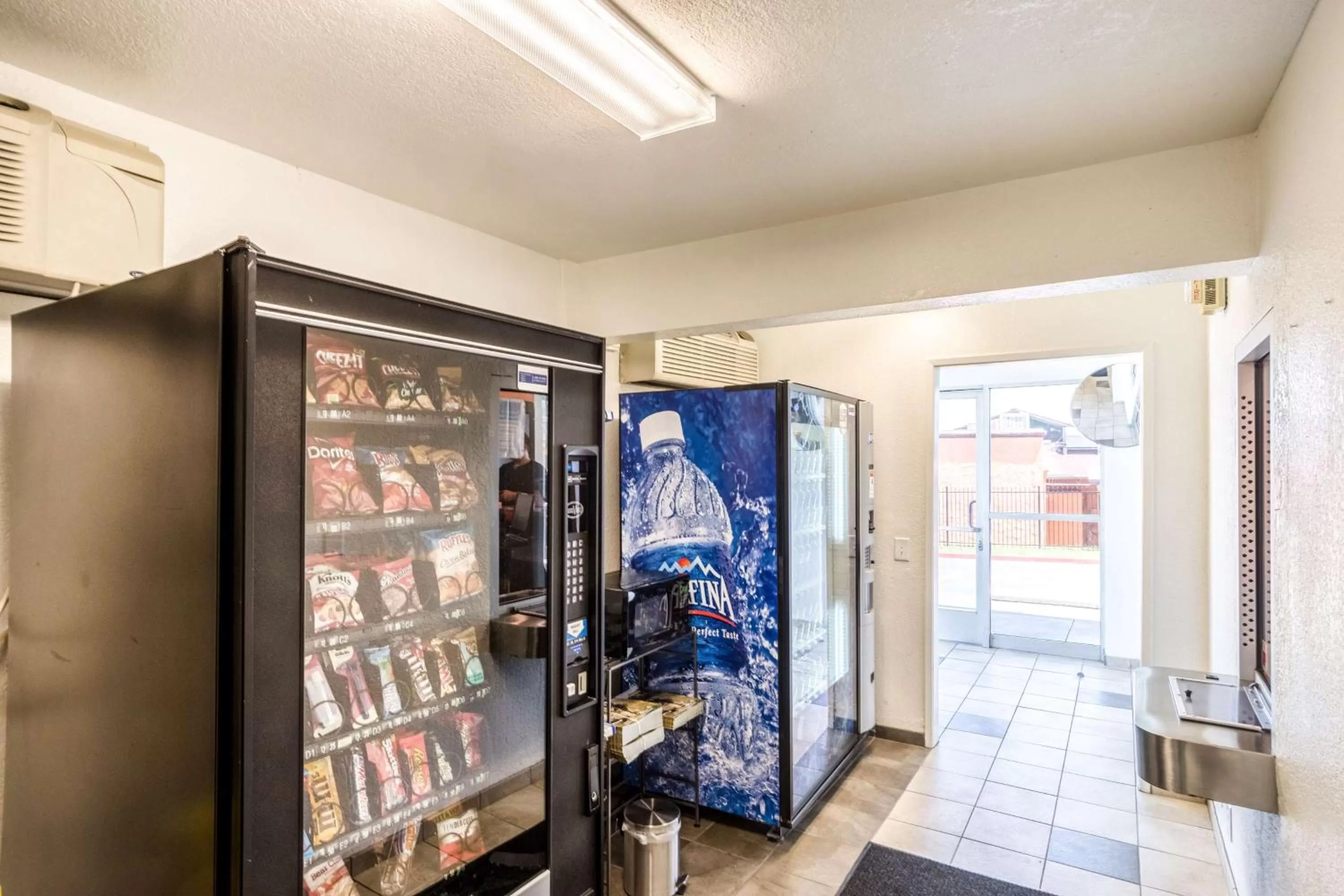 On site in Motel 6-Redding, CA - Central