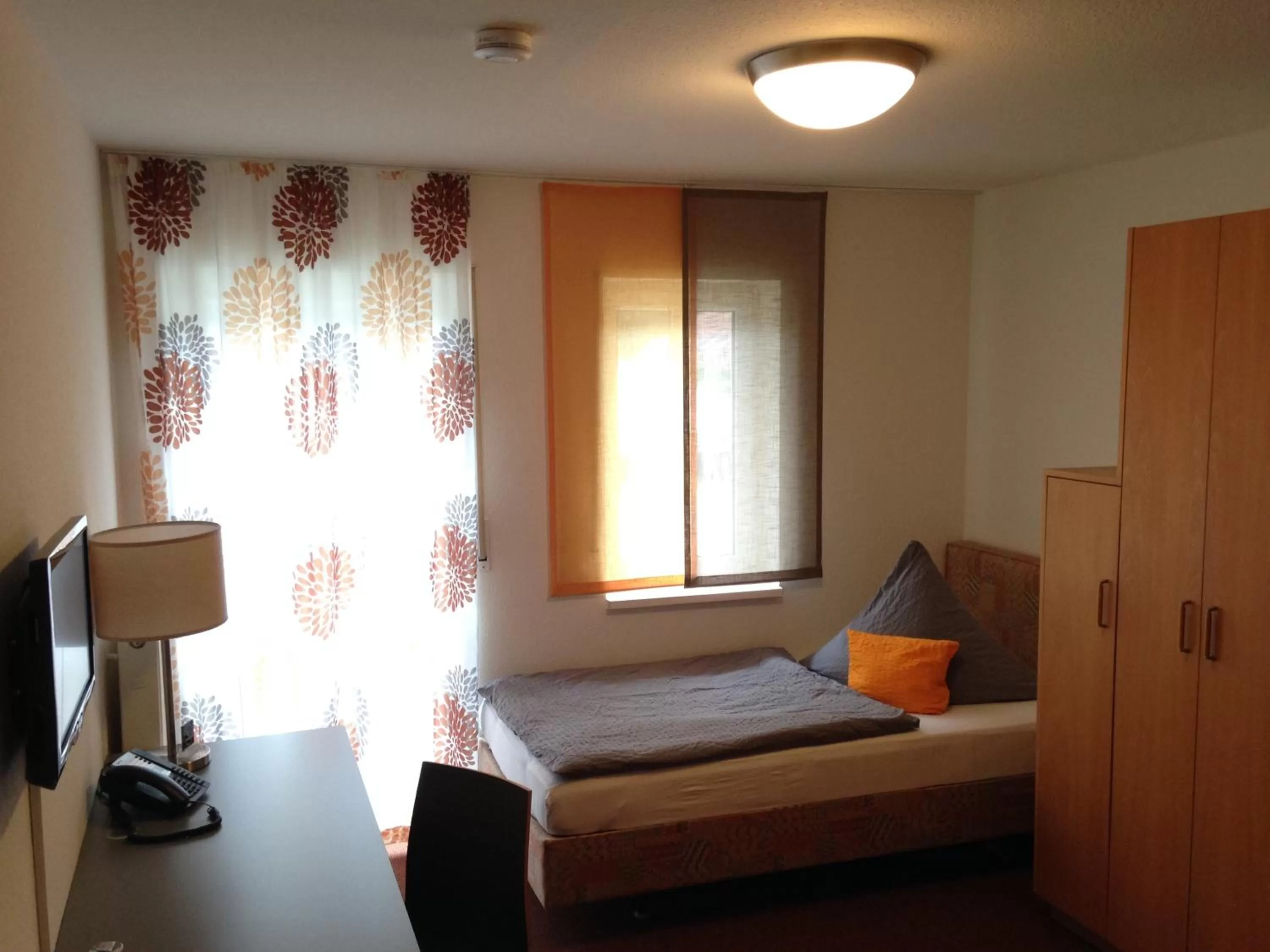 Photo of the whole room, Bed in Hotel Astra Rastatt