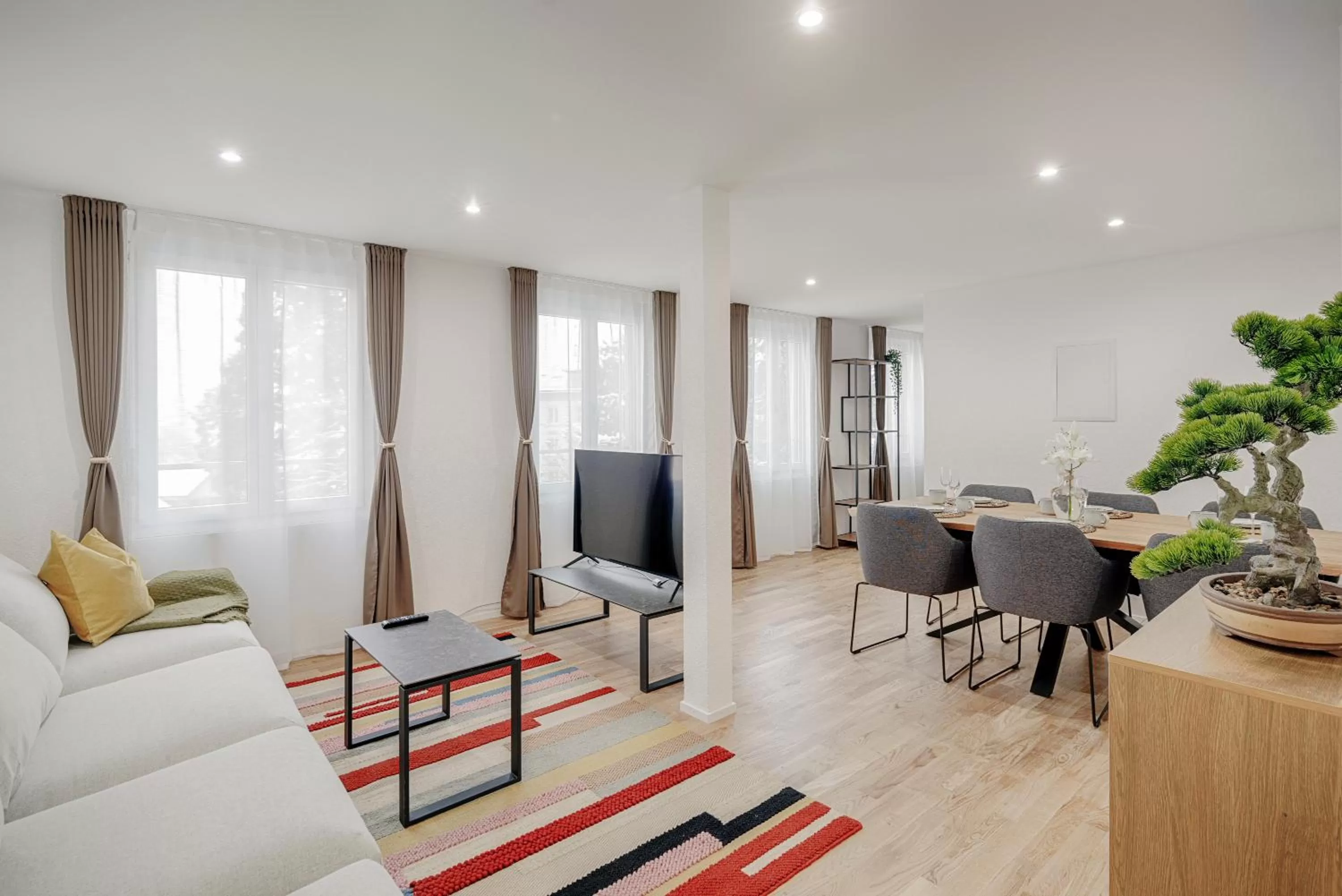 TV and multimedia in VISIMO Apartments St Georgen-Strasse St Gallen - Design City Nature