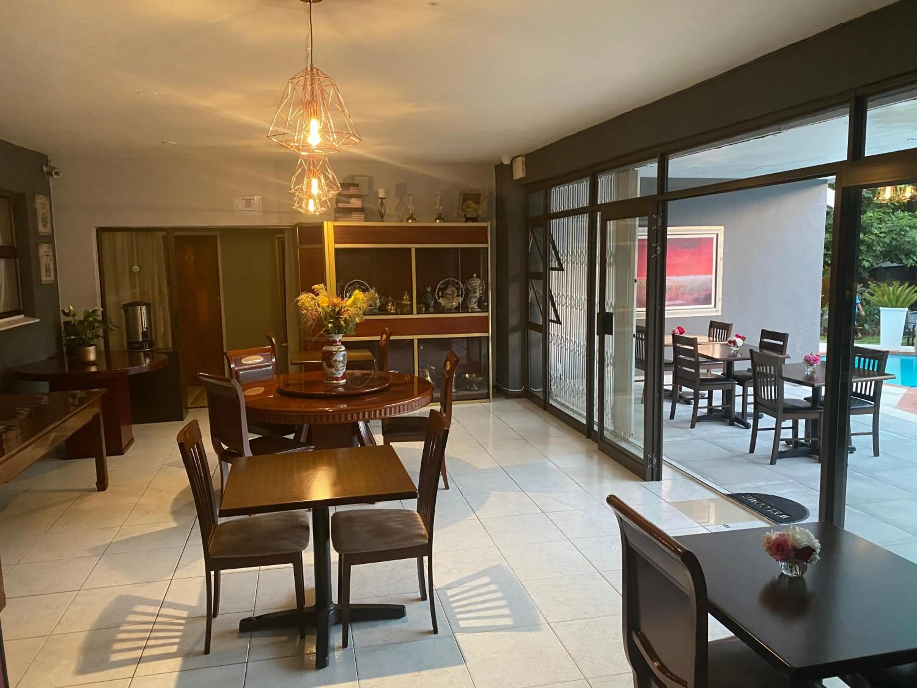 Restaurant/places to eat in Marion Lodge