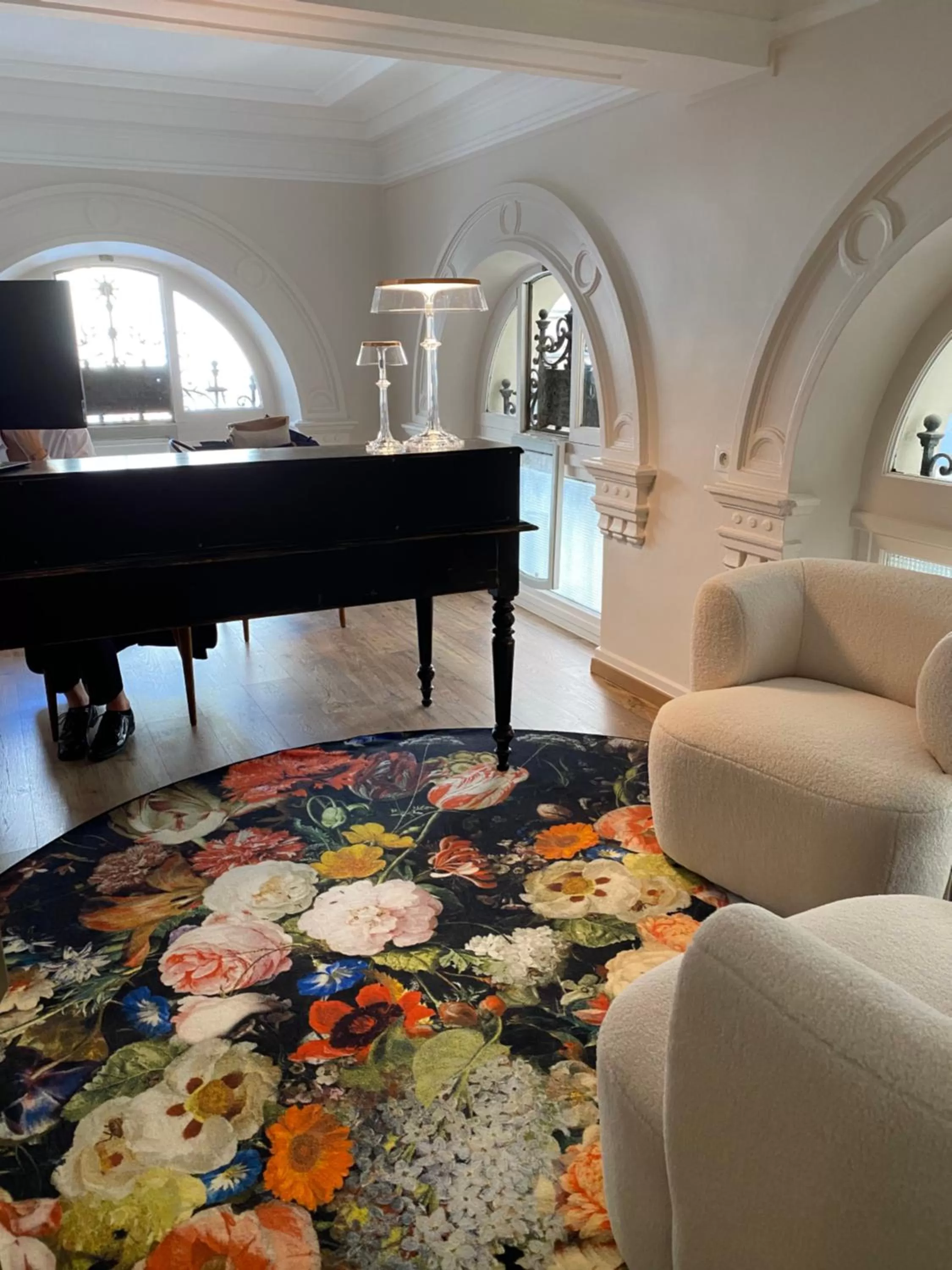 Lobby or reception in Belle Epoque