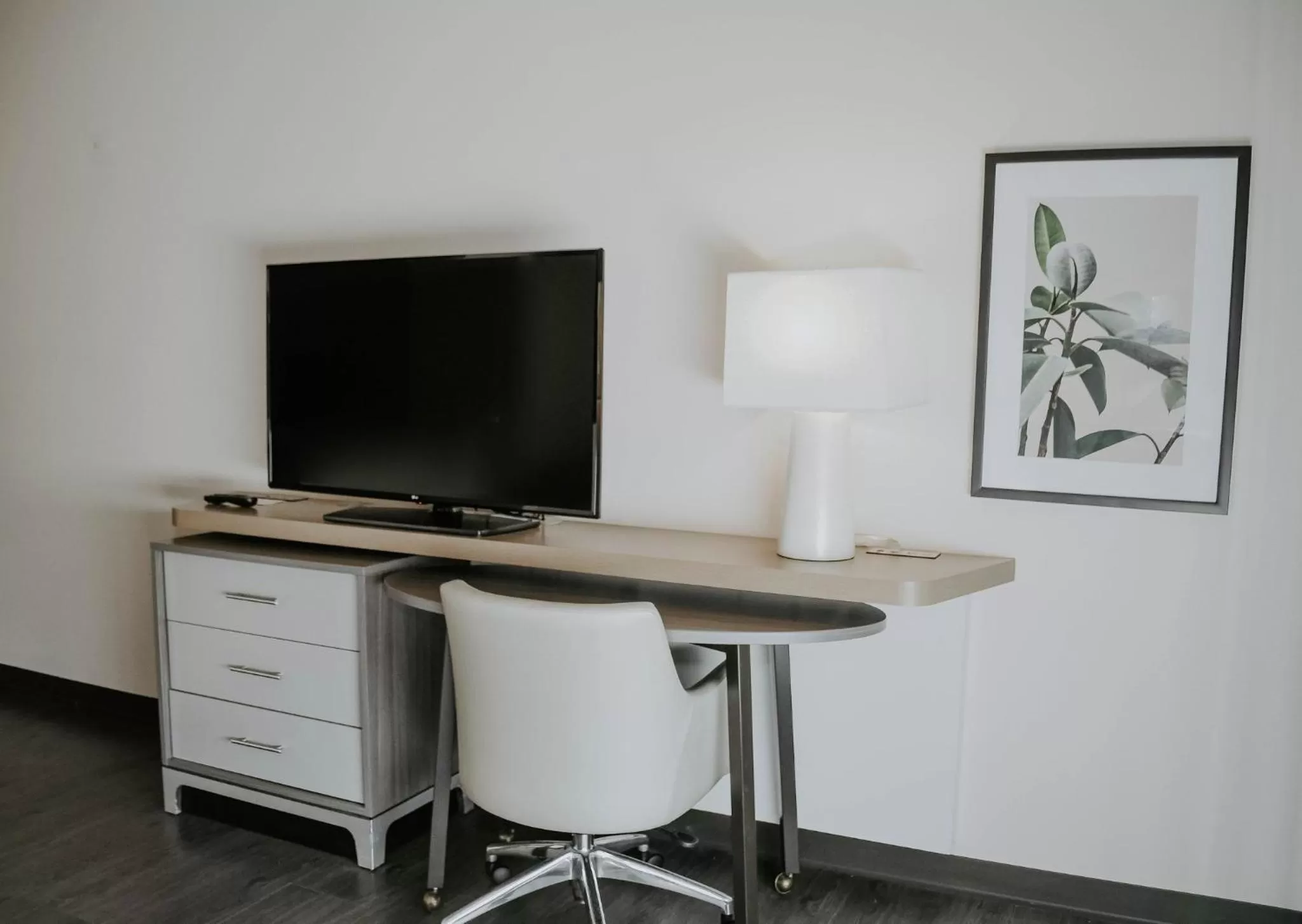 Photo of the whole room in Holiday Inn Omaha Downtown - Waterpark by IHG