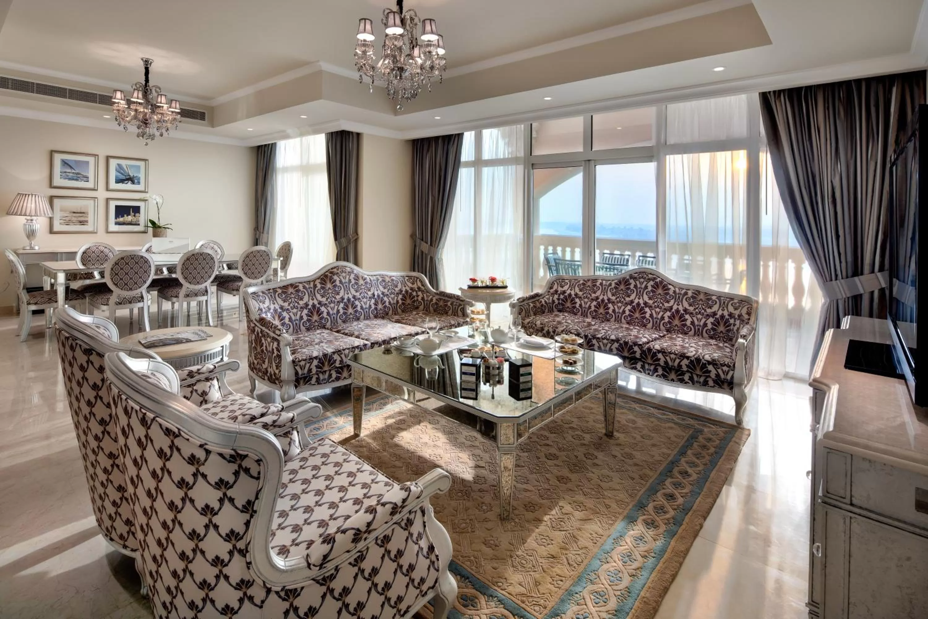 Living room in Kempinski Hotel Palm Jumeirah