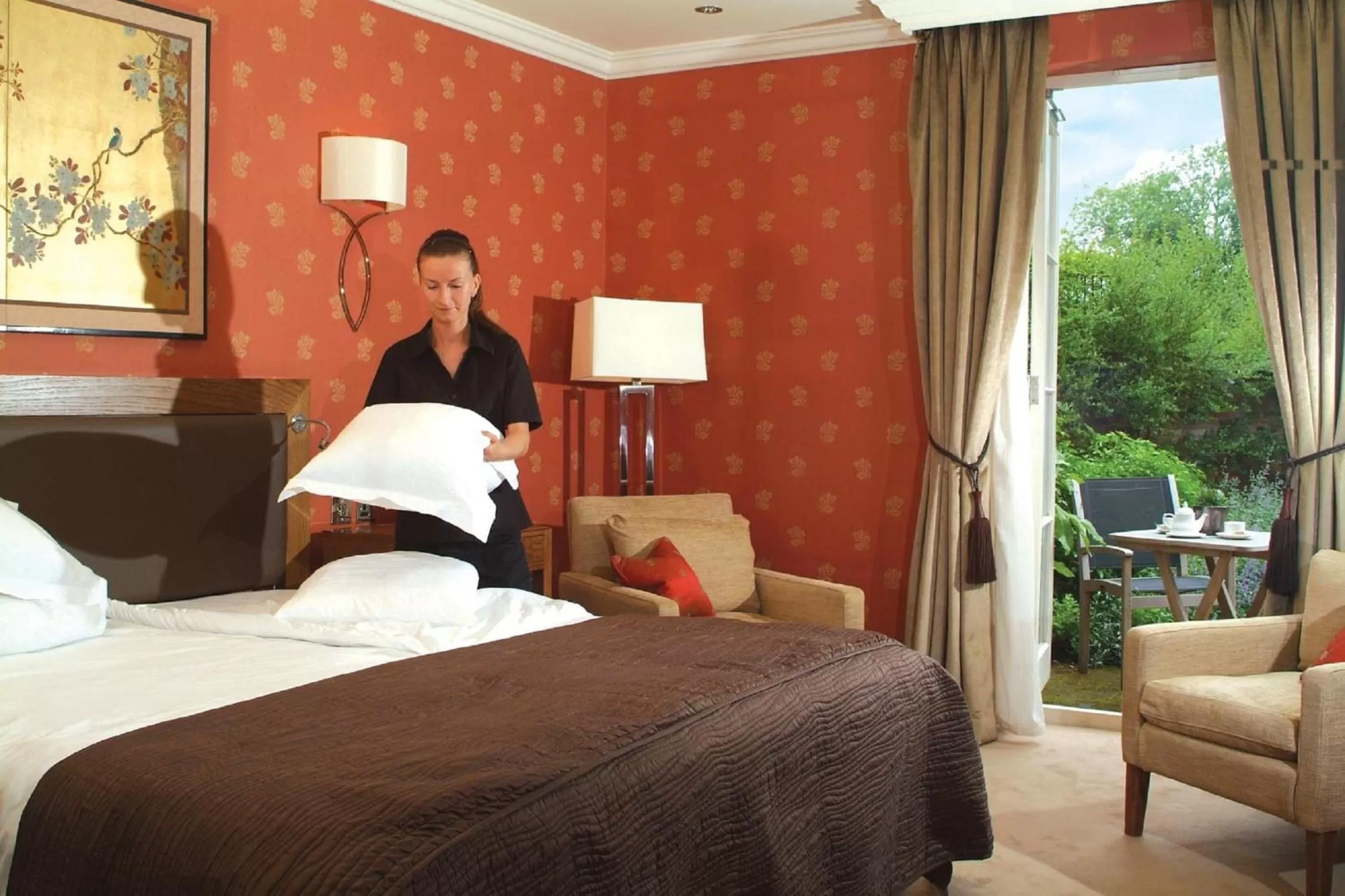 Bedroom, Bed in St Michael's Manor Hotel - St Albans