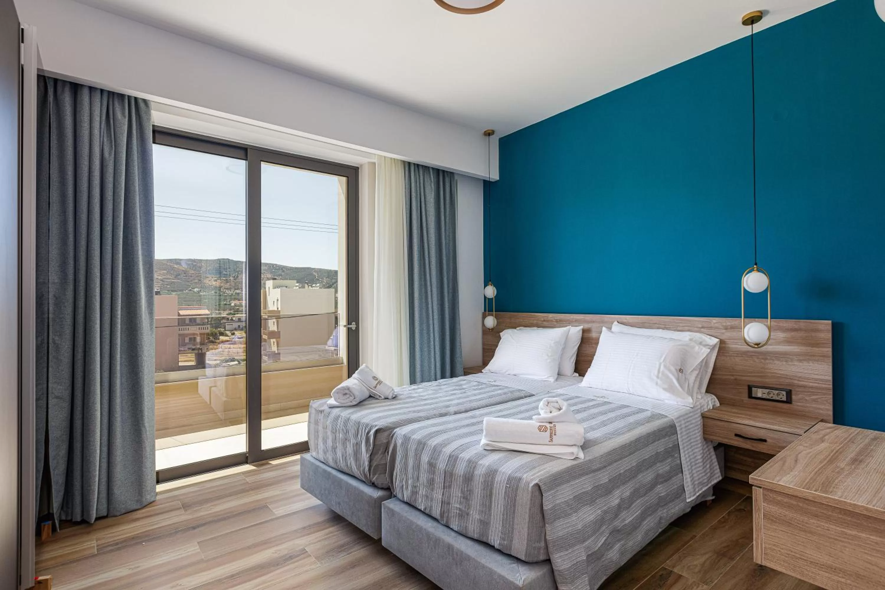 Property building, Bed in Sapphire Horizon Suites