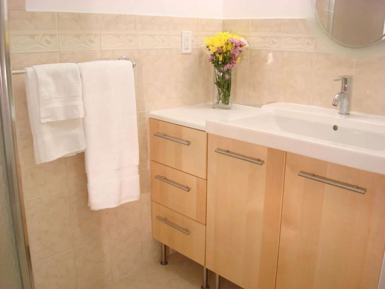 Bathroom in Bowers House Bed and Breakfast