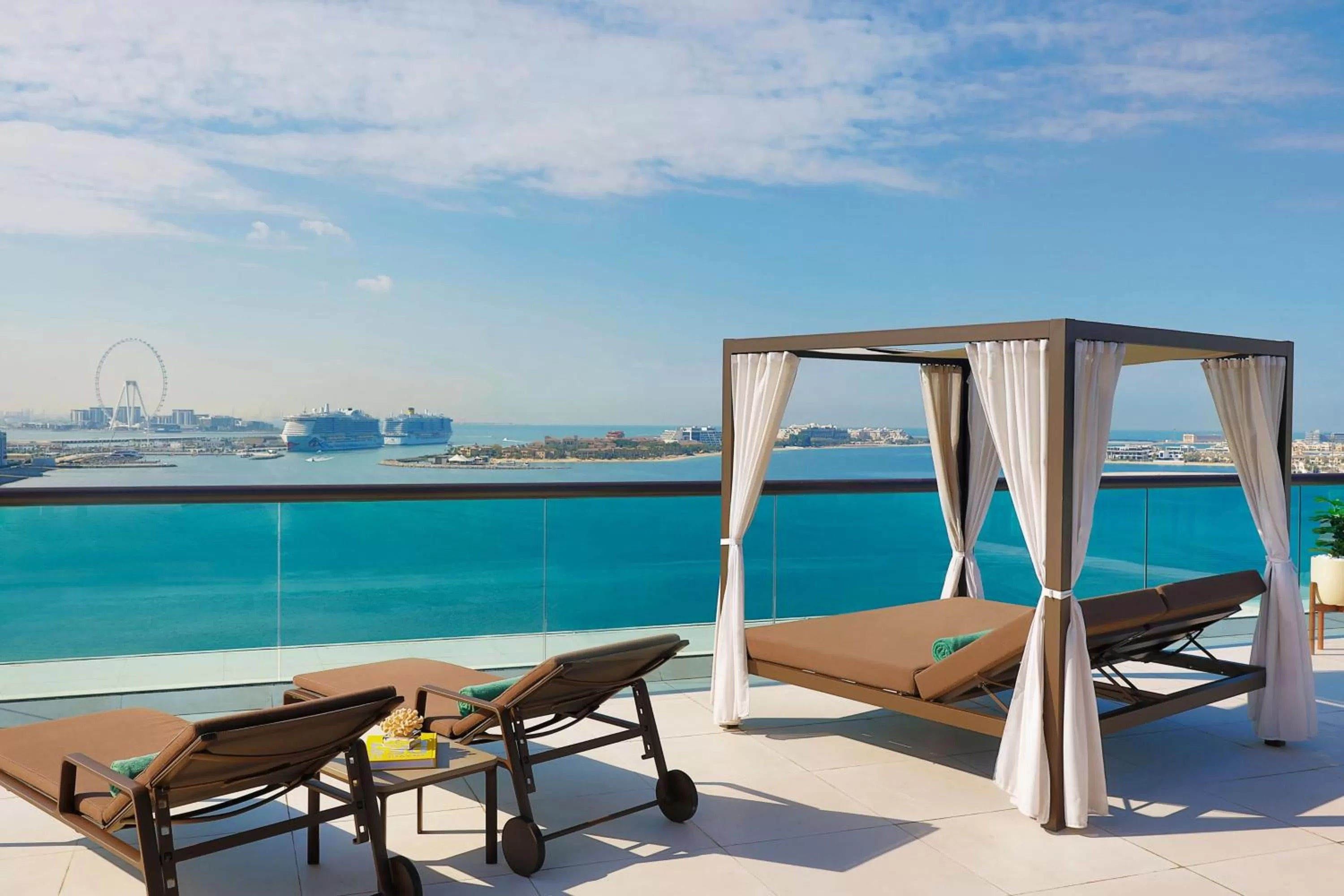 Photo of the whole room in Marriott Resort Palm Jumeirah, Dubai