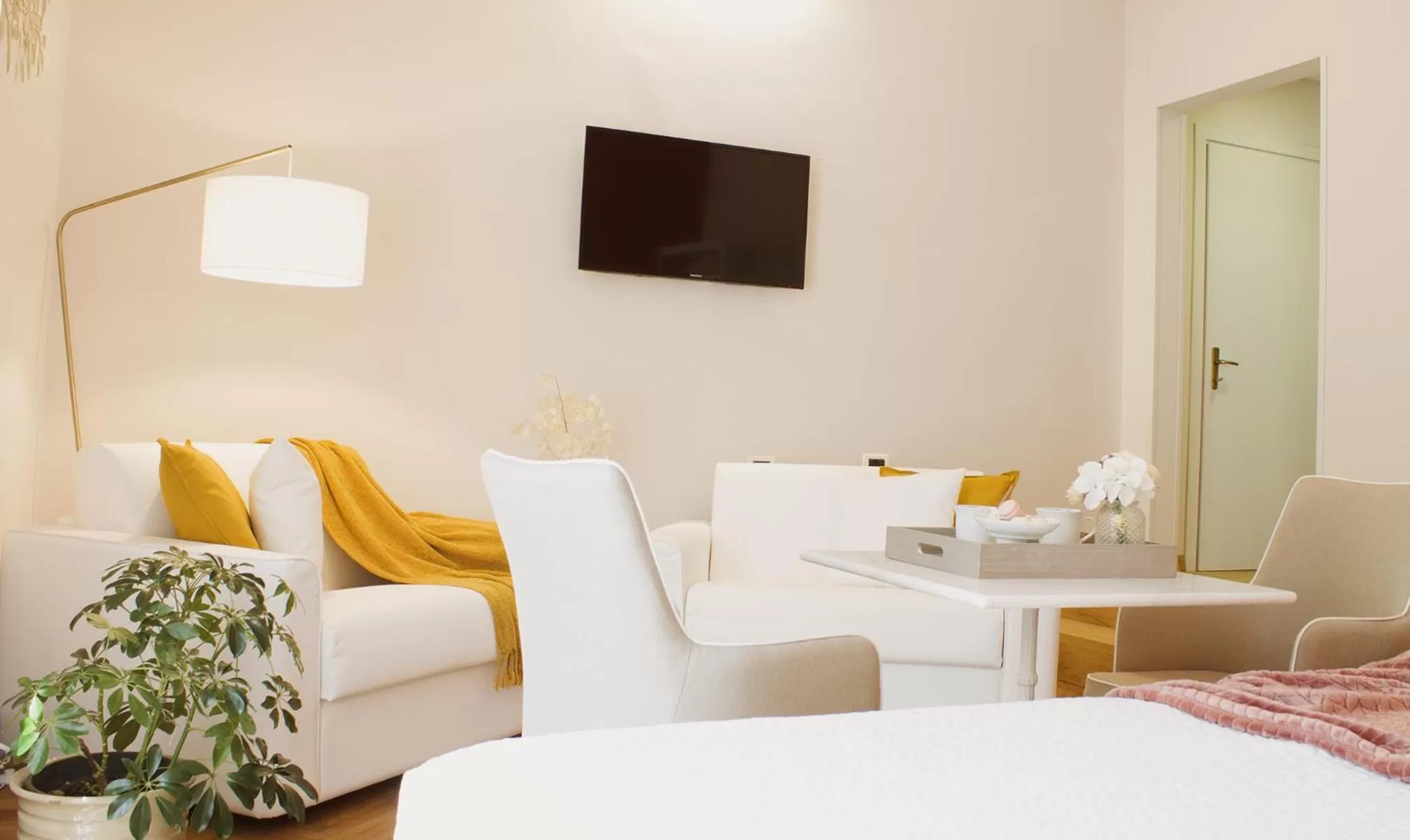 Bedroom, Seating Area in Accanto Al Centro B&B