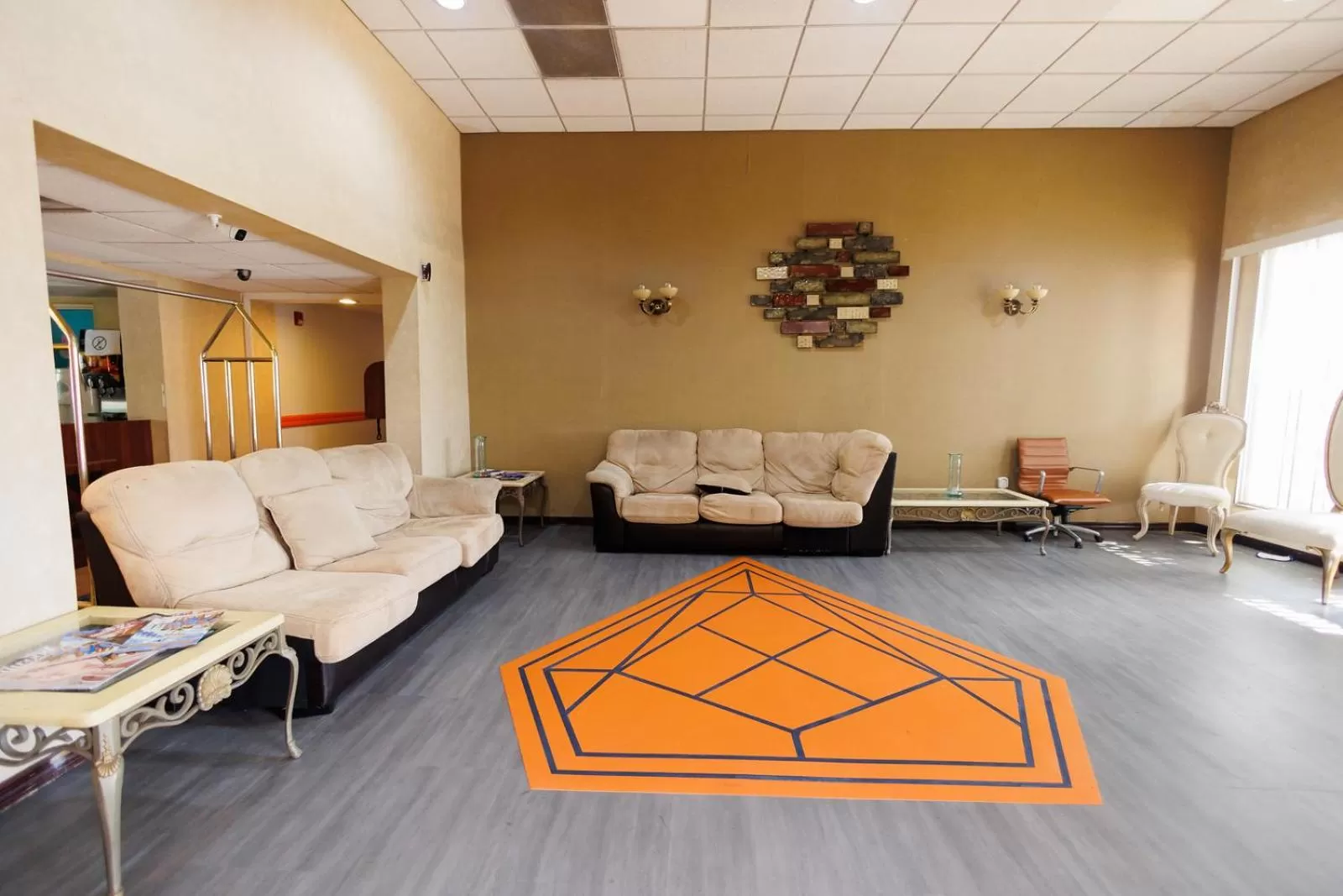 Lobby or reception in Garnet Inn & Suites, Orlando