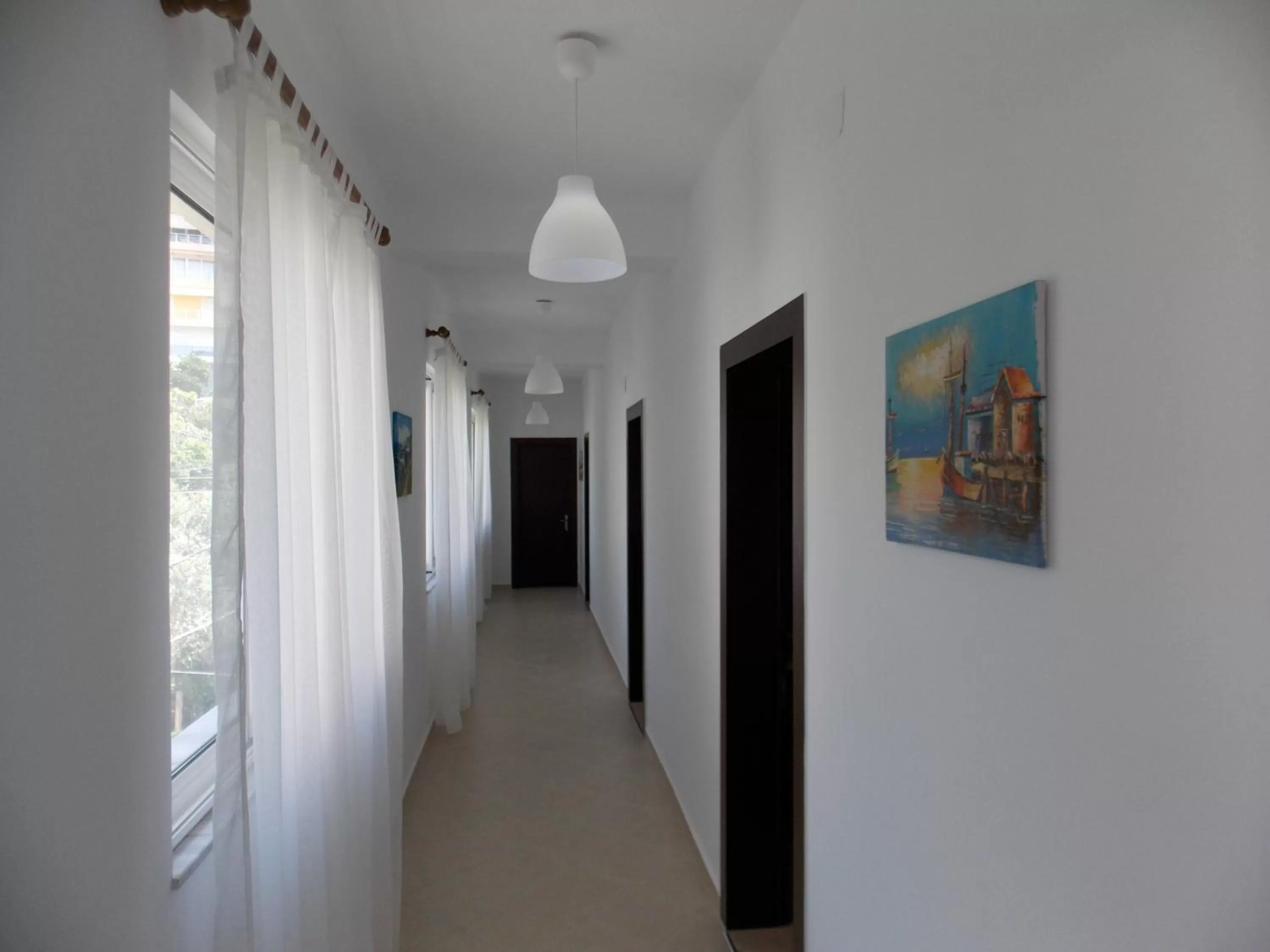 Facade/entrance in Vila Gjoni