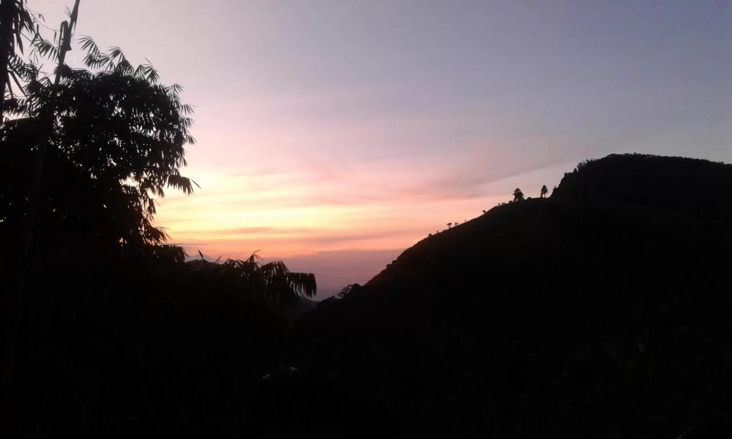 Sunrise in Dimuthu Home Stay