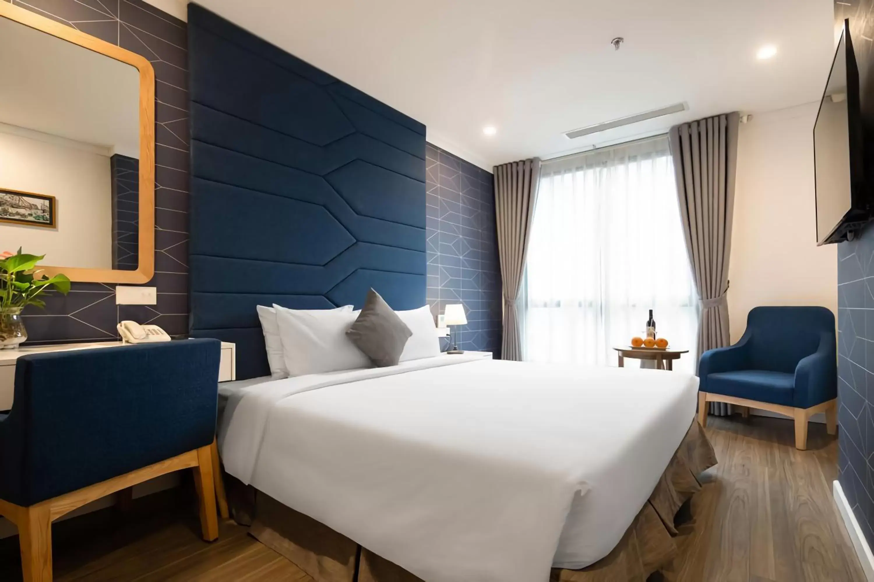 Premium Deluxe Double Room with City View in May De Ville Legend Hotel & Spa Premium Deluxe Double Room with City View in May De Ville Legend Hotel & Spa