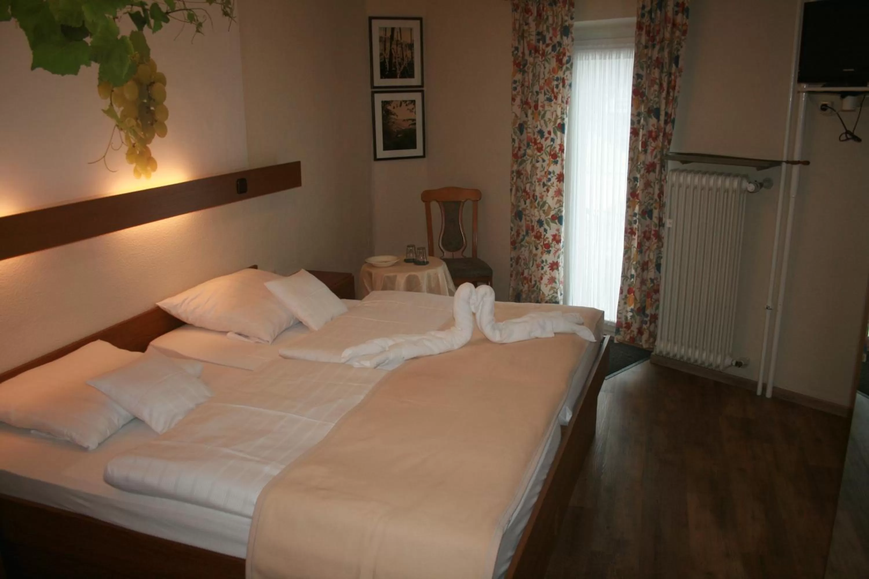 Photo of the whole room in Mosel Weinhotel Steffensberg