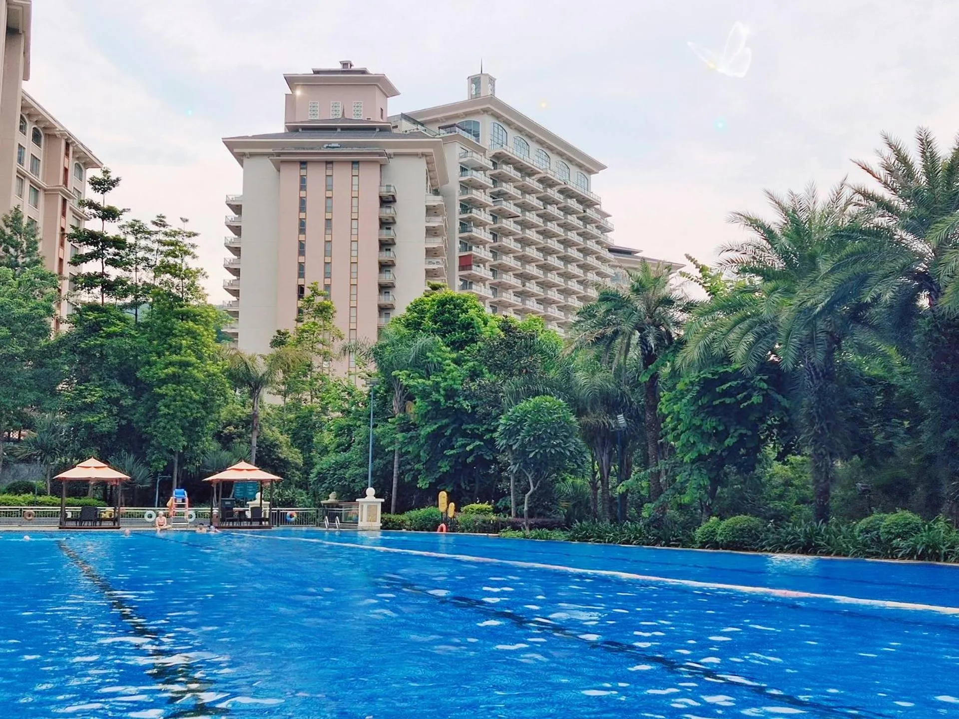 Swimming pool in Mission Hills Hotel Resorts Dongguan