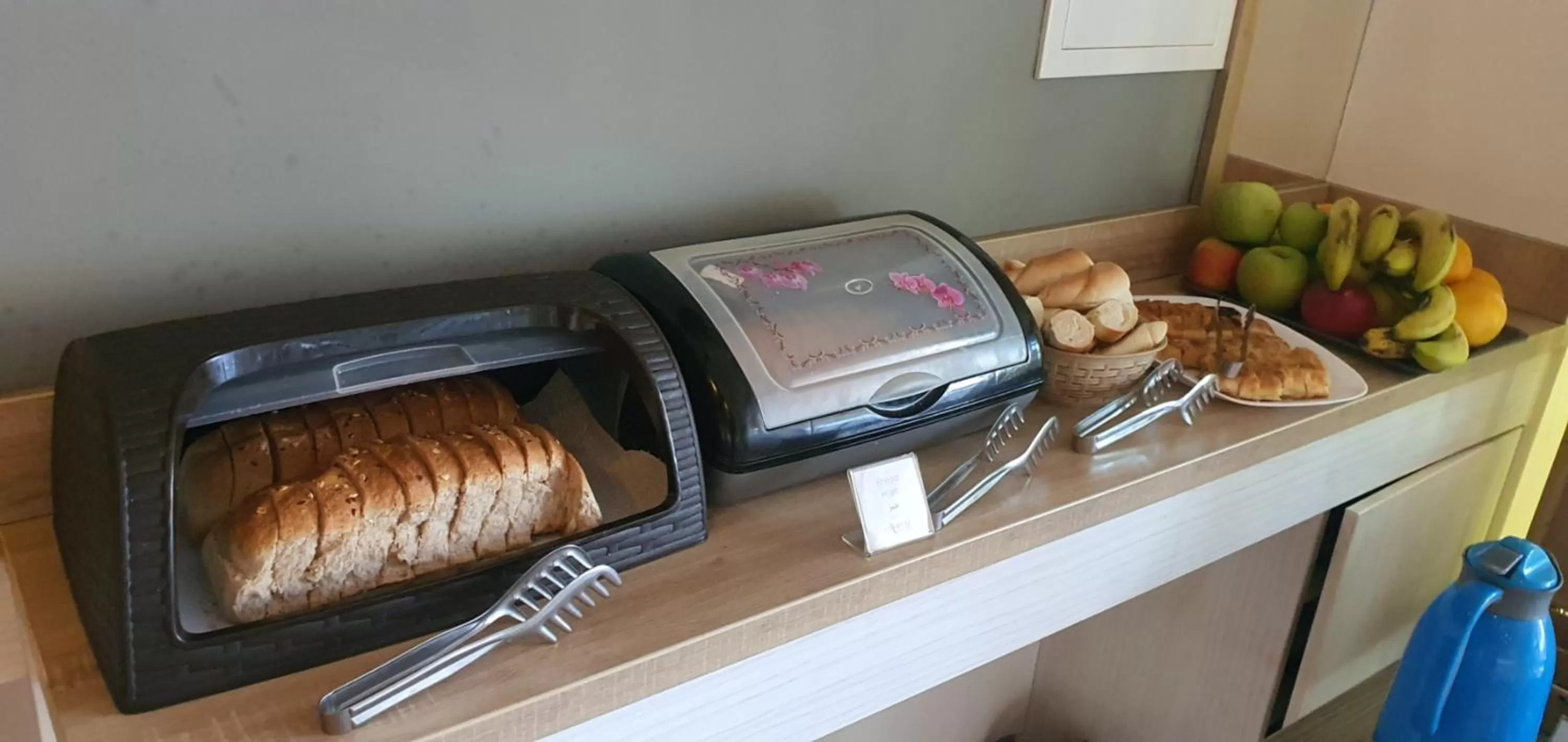 Breakfast in Hotel Rivero A&S