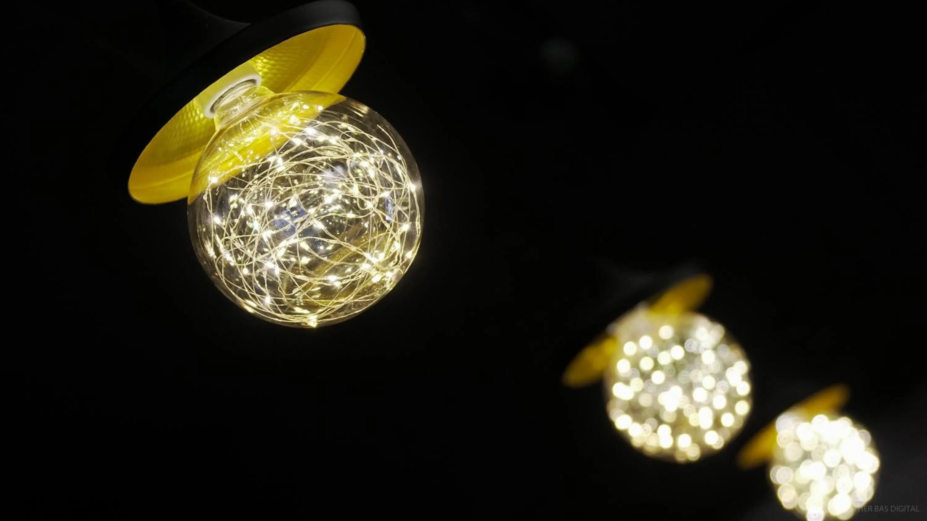 Logo/Certificate/Sign in One Way Guesthouse Busan