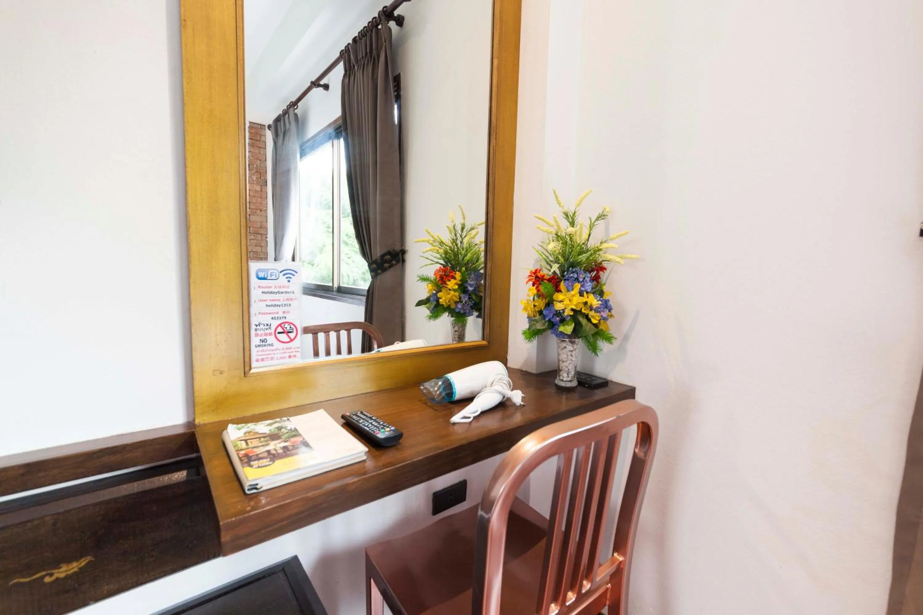 Seating area in Holiday Garden Hotel & Resort SHA EXTRA PLUS