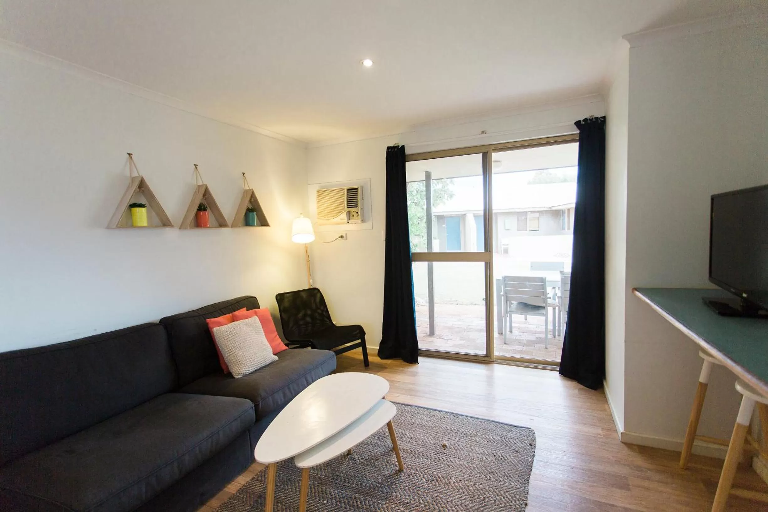 Living room in Potshot Hotel Resort