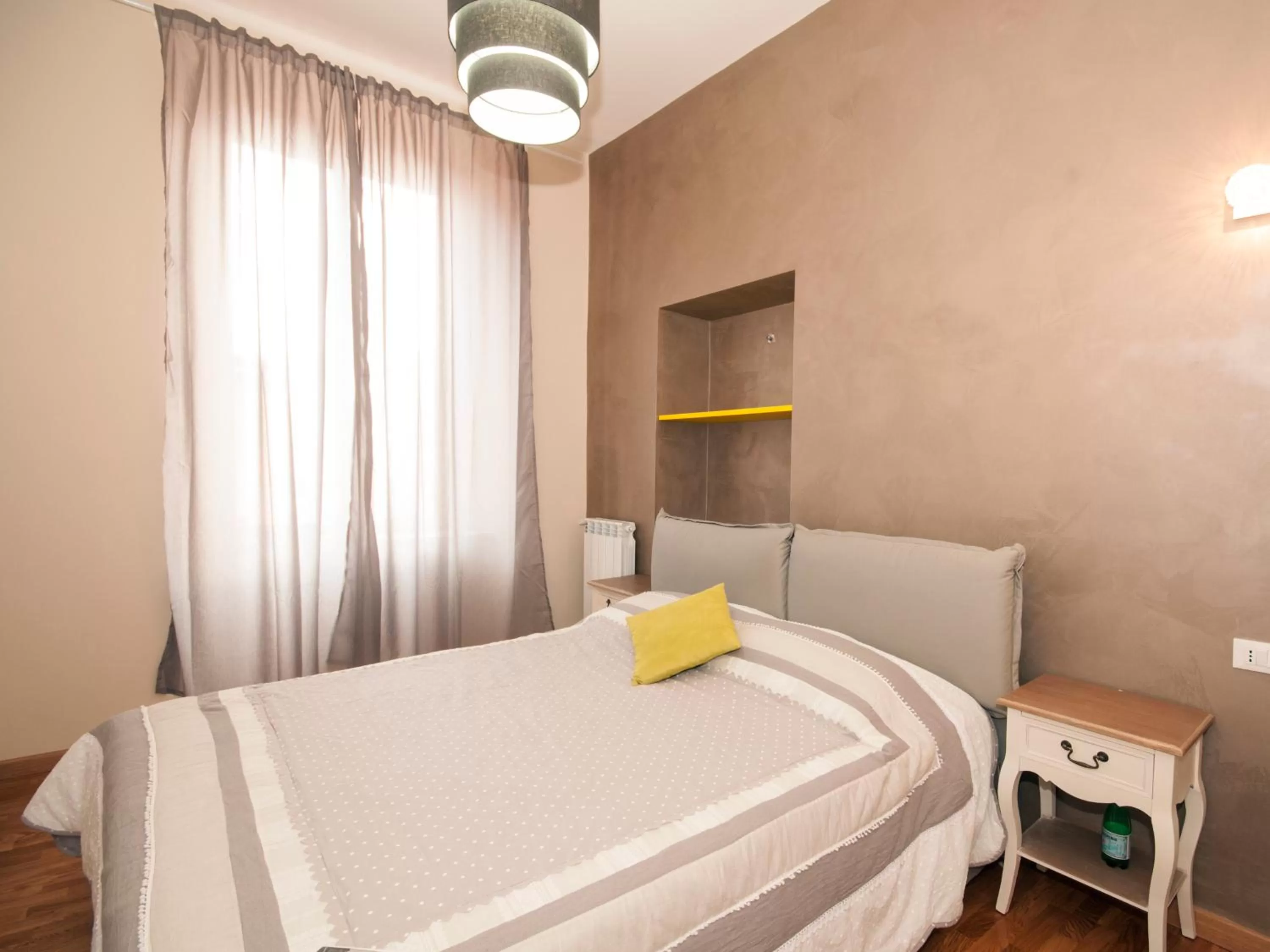 Game Room, Bed in Sesto Suites Central