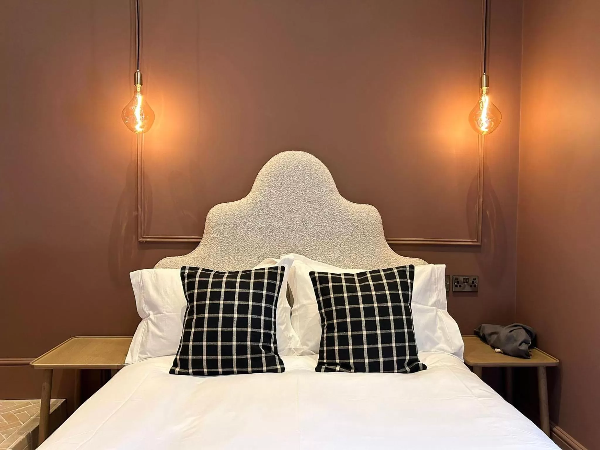Bed in Railway House York by Chateau Anna