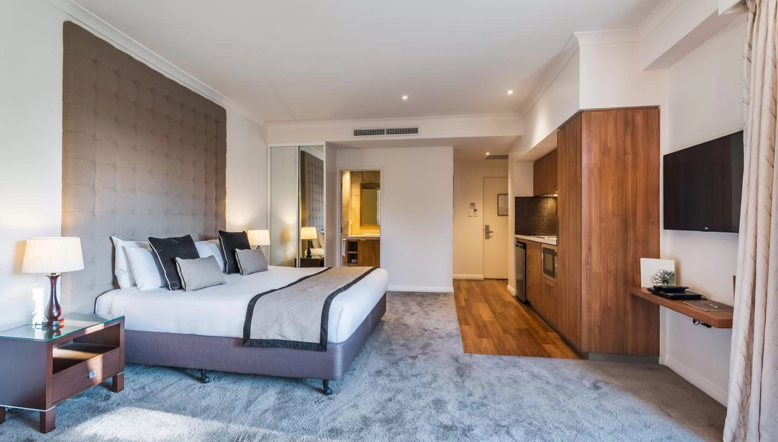 Bedroom, Bed in The Sebel Swan Valley the Vines