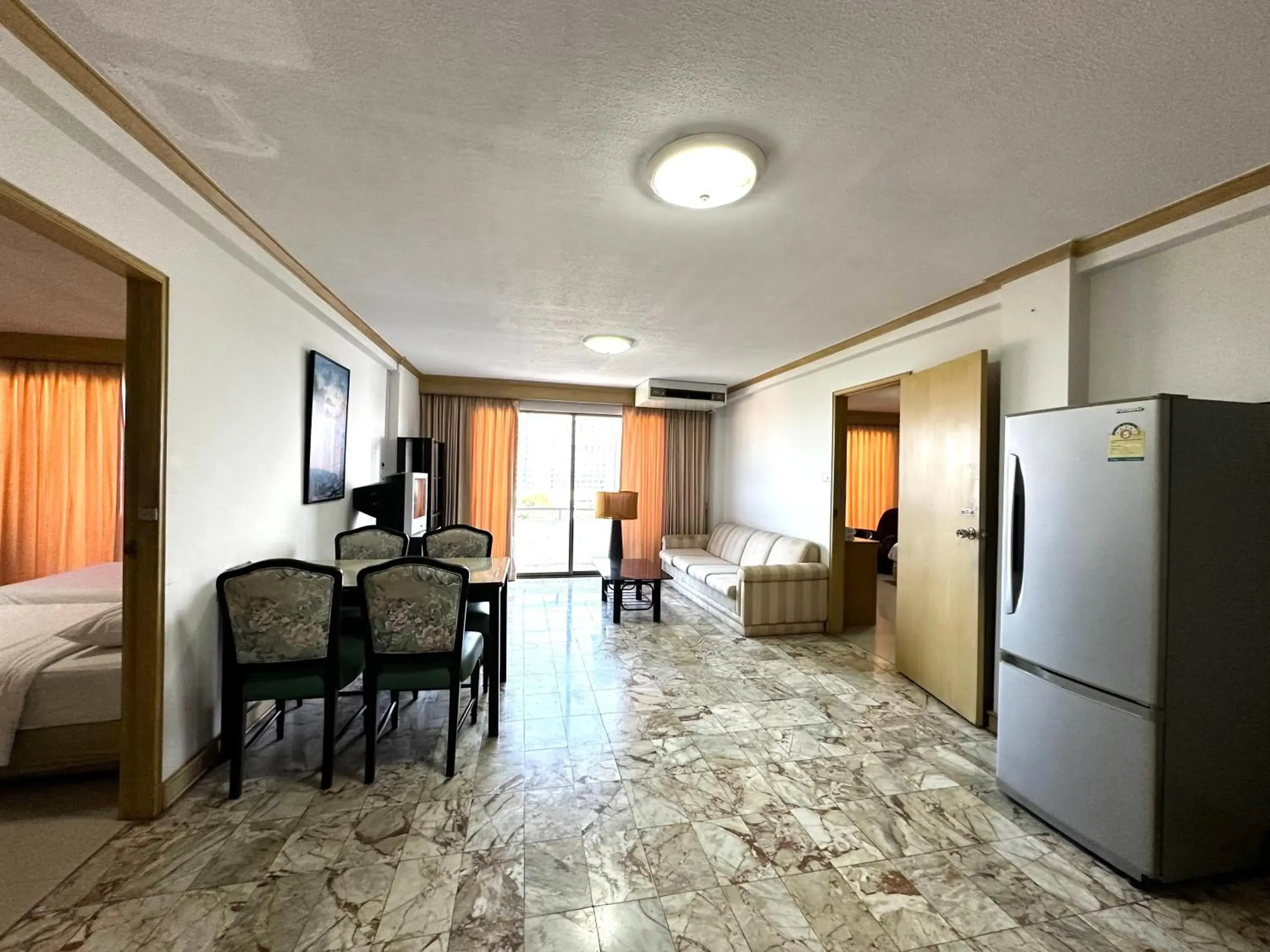 Two-Bedroom Suite in Garden Paradise Two-Bedroom Suite in Garden Paradise