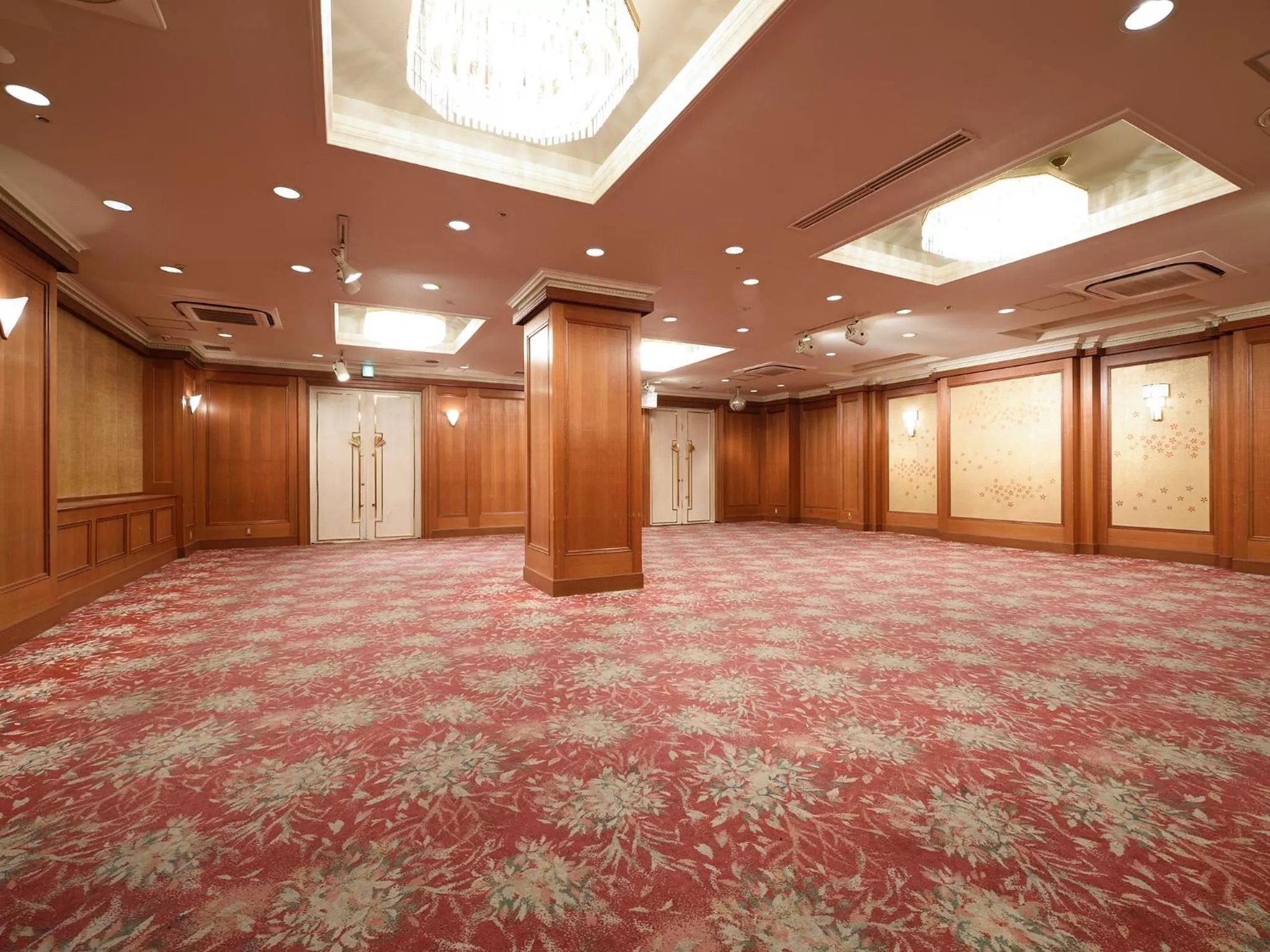 Banquet/Function facilities in Belmont Hotel