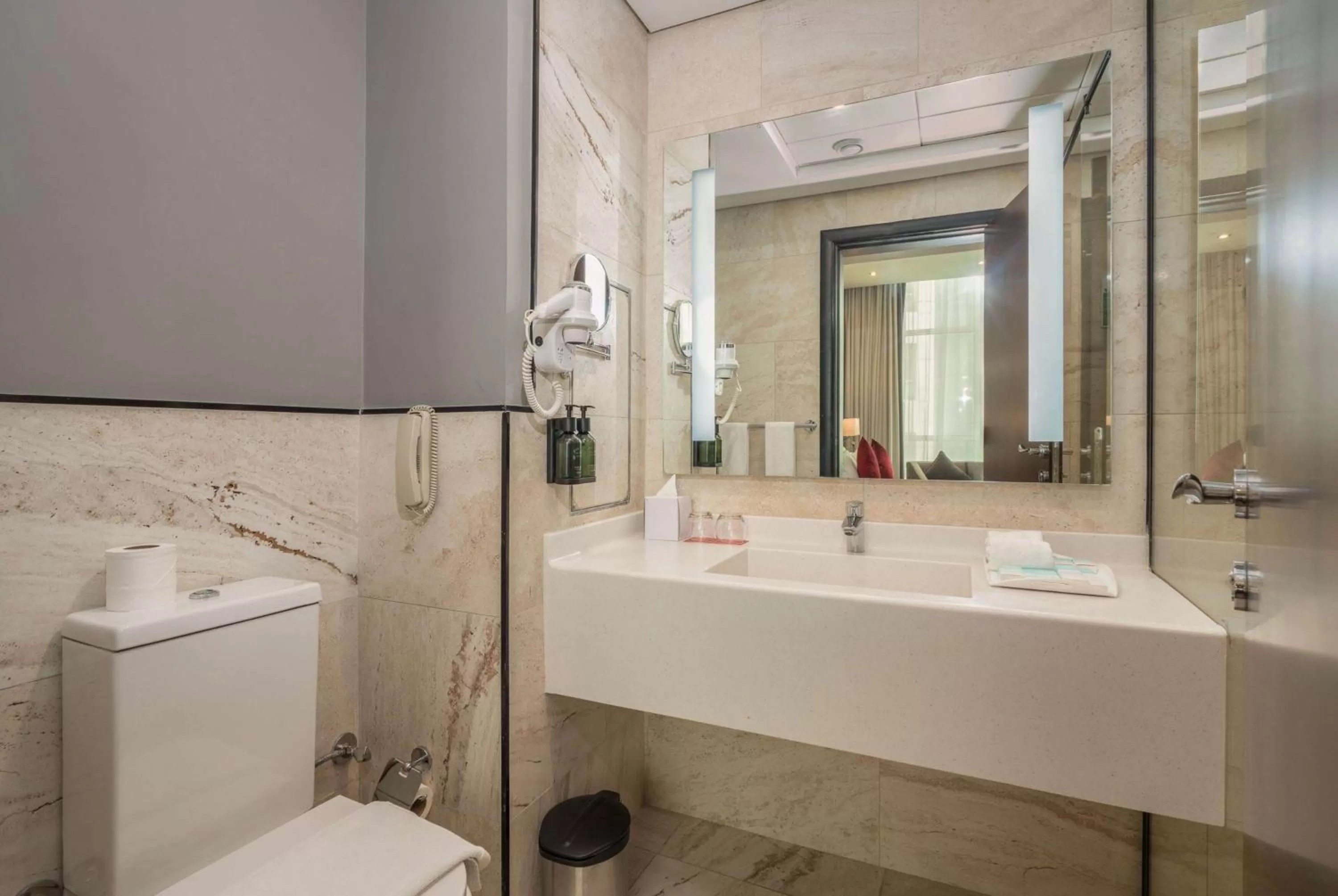 TV and multimedia in Ramada by Wyndham Dubai Barsha Heights