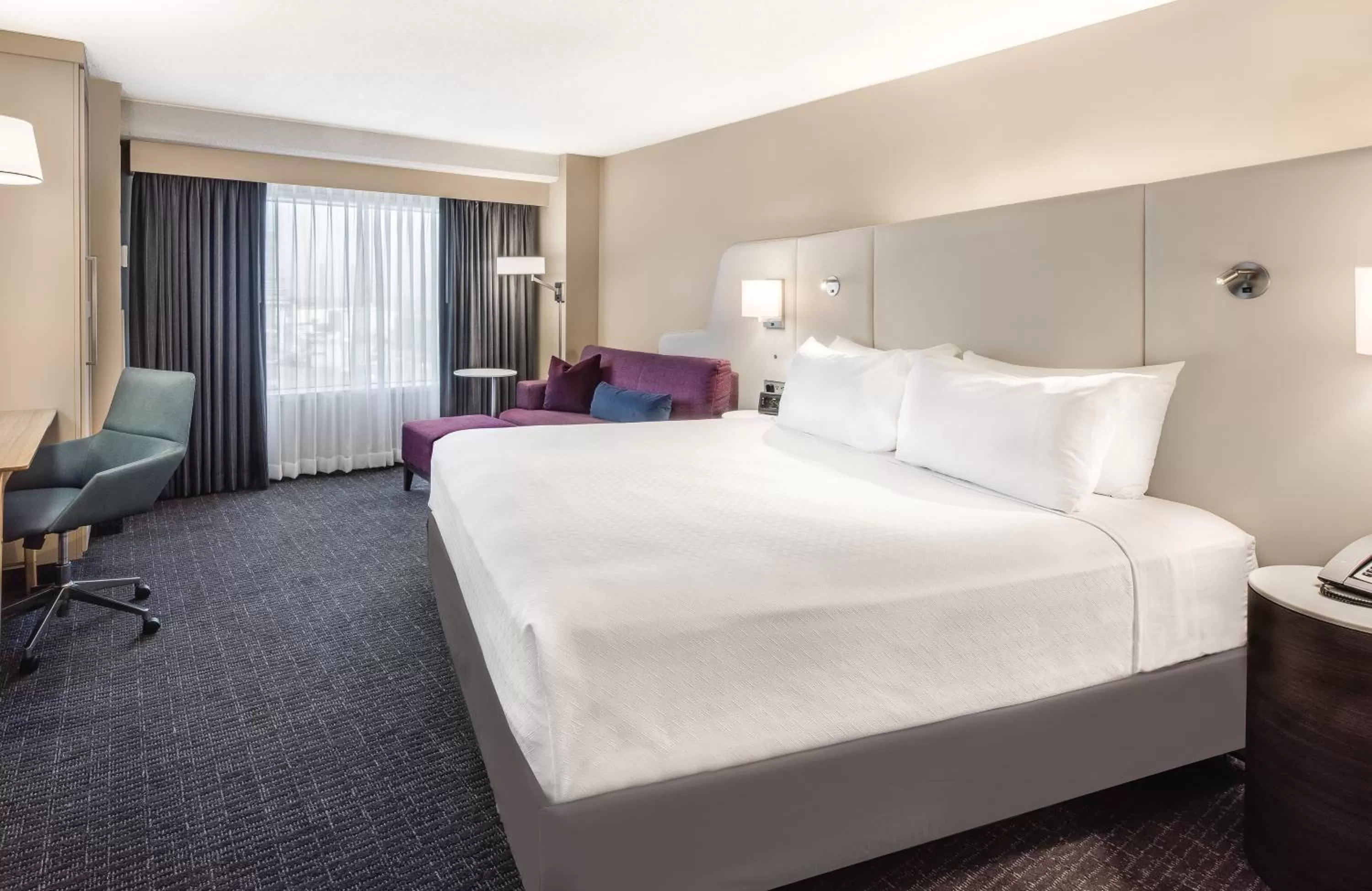 Photo of the whole room, Bed in Crowne Plaza Cleveland at Playhouse Square by IHG