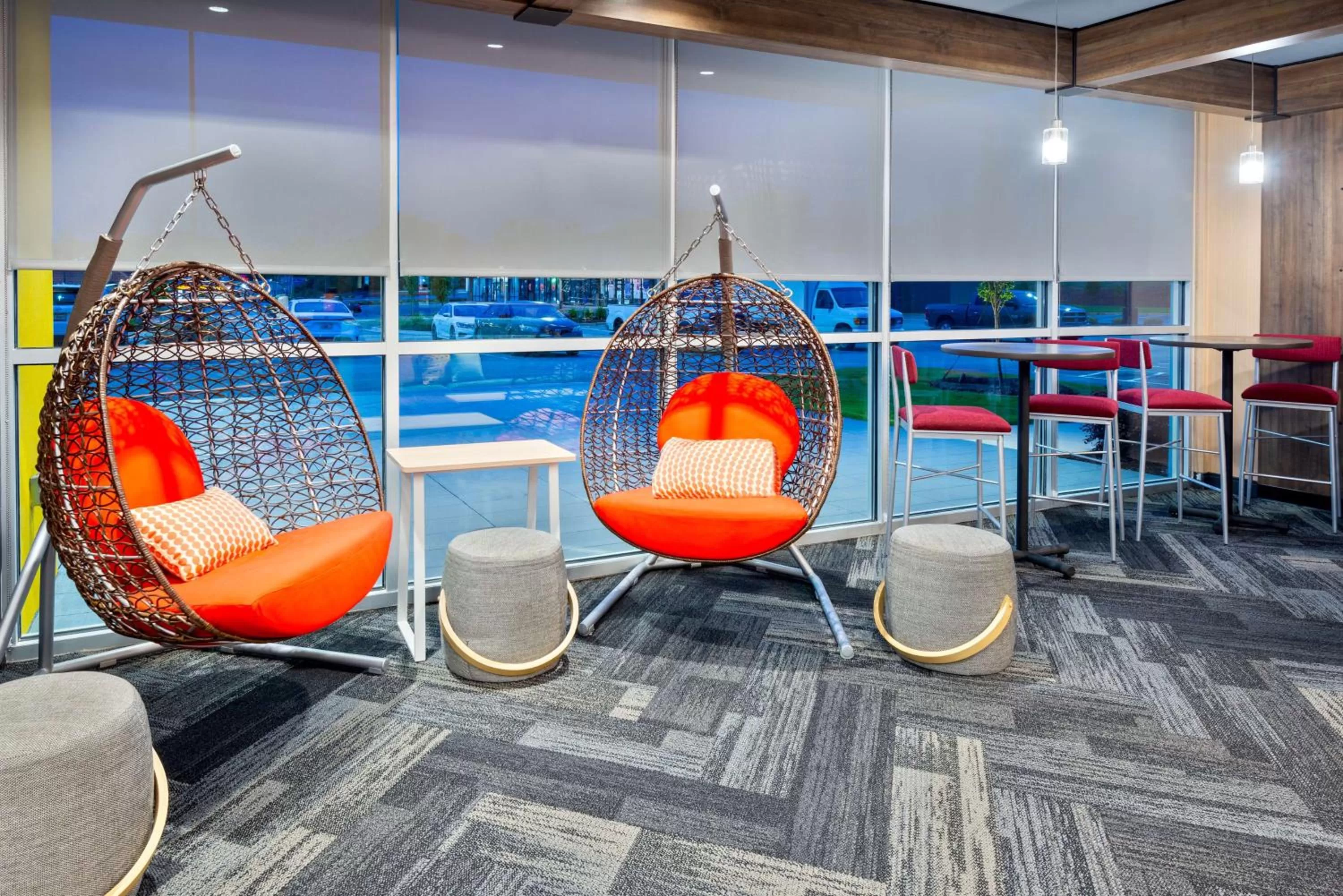 Lobby or reception in Tru By Hilton Spartanburg