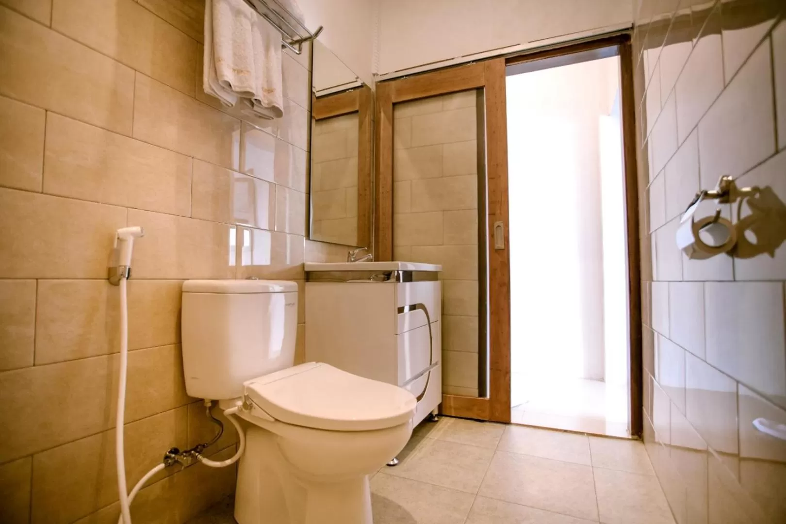 Bathroom in Samuh Sunset Nusa Penida by GenuineHost