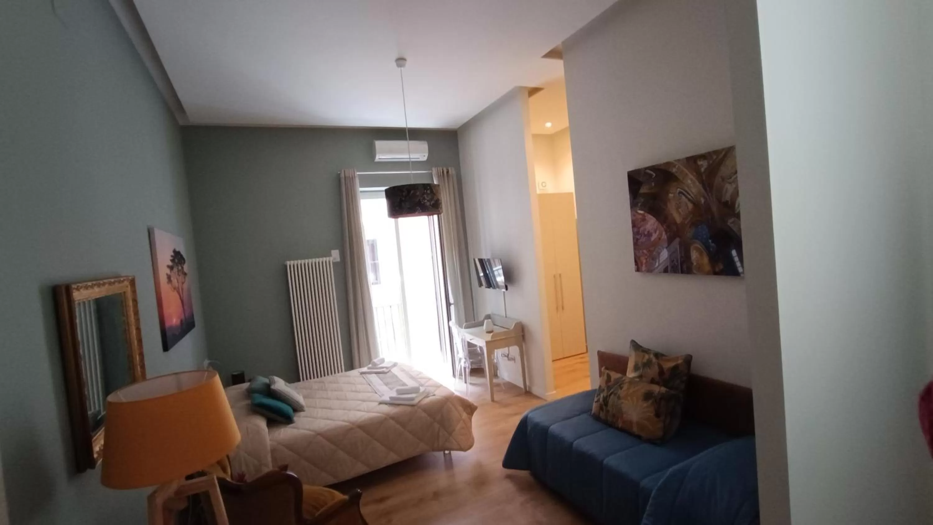 Seating Area in Massimo Luxury Rooms