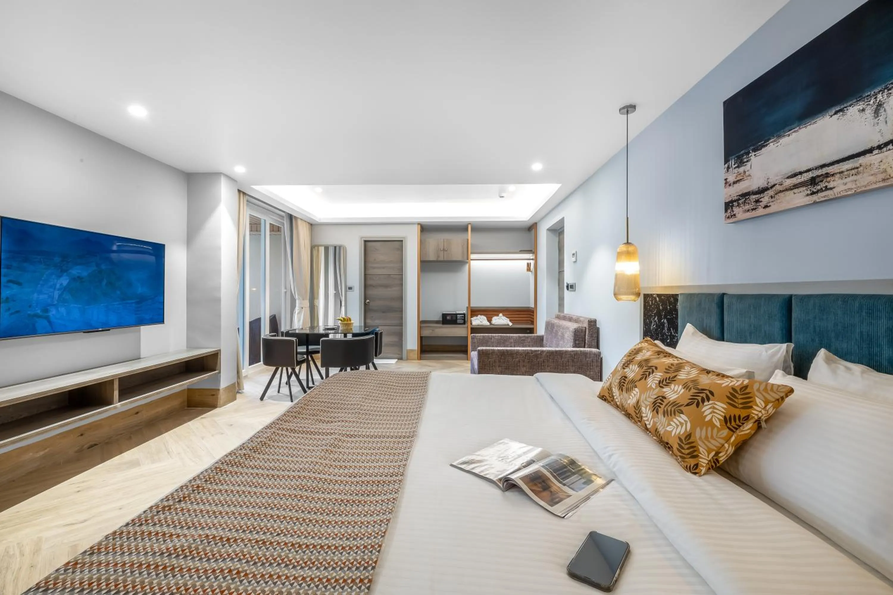 Photo of the whole room in Clarion Hotel Ocean Palms Goa