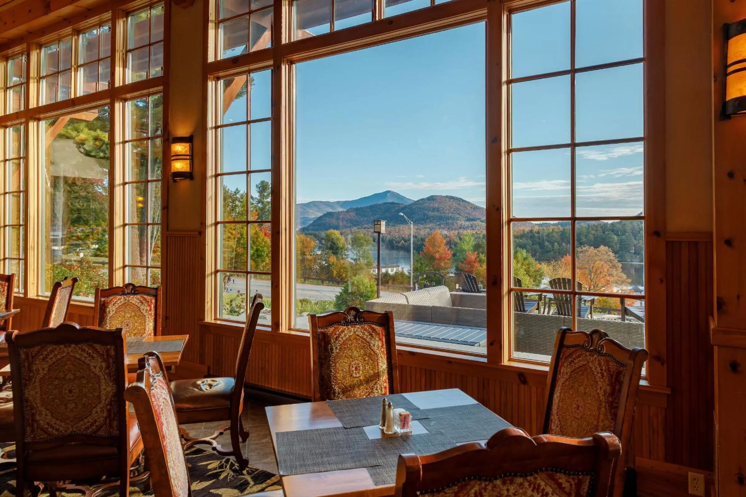 Restaurant/places to eat in Crowne Plaza Lake Placid by IHG