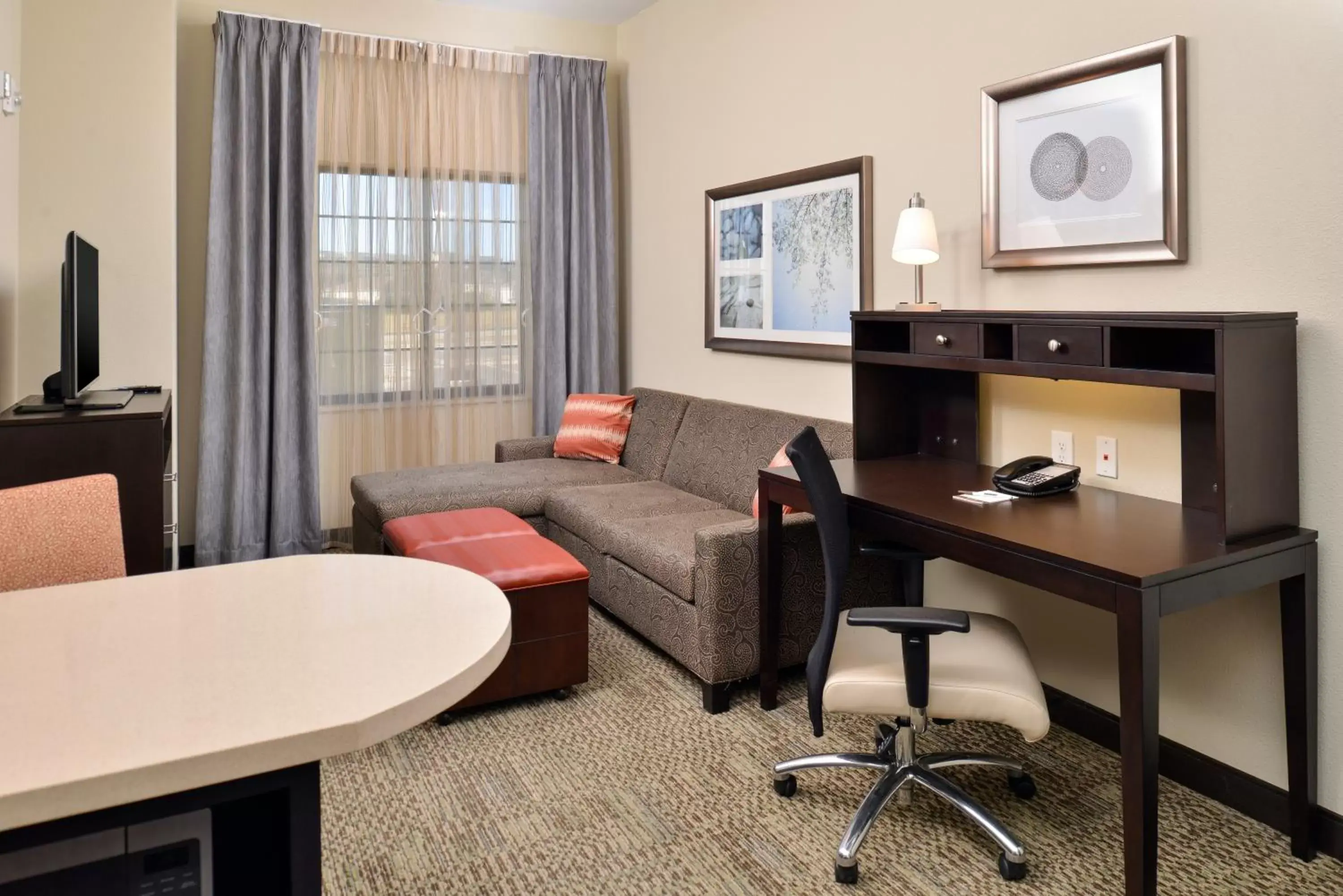 Queen Studio Suite in Staybridge Suites Rochester by IHG Queen Studio Suite in Staybridge Suites Rochester by IHG