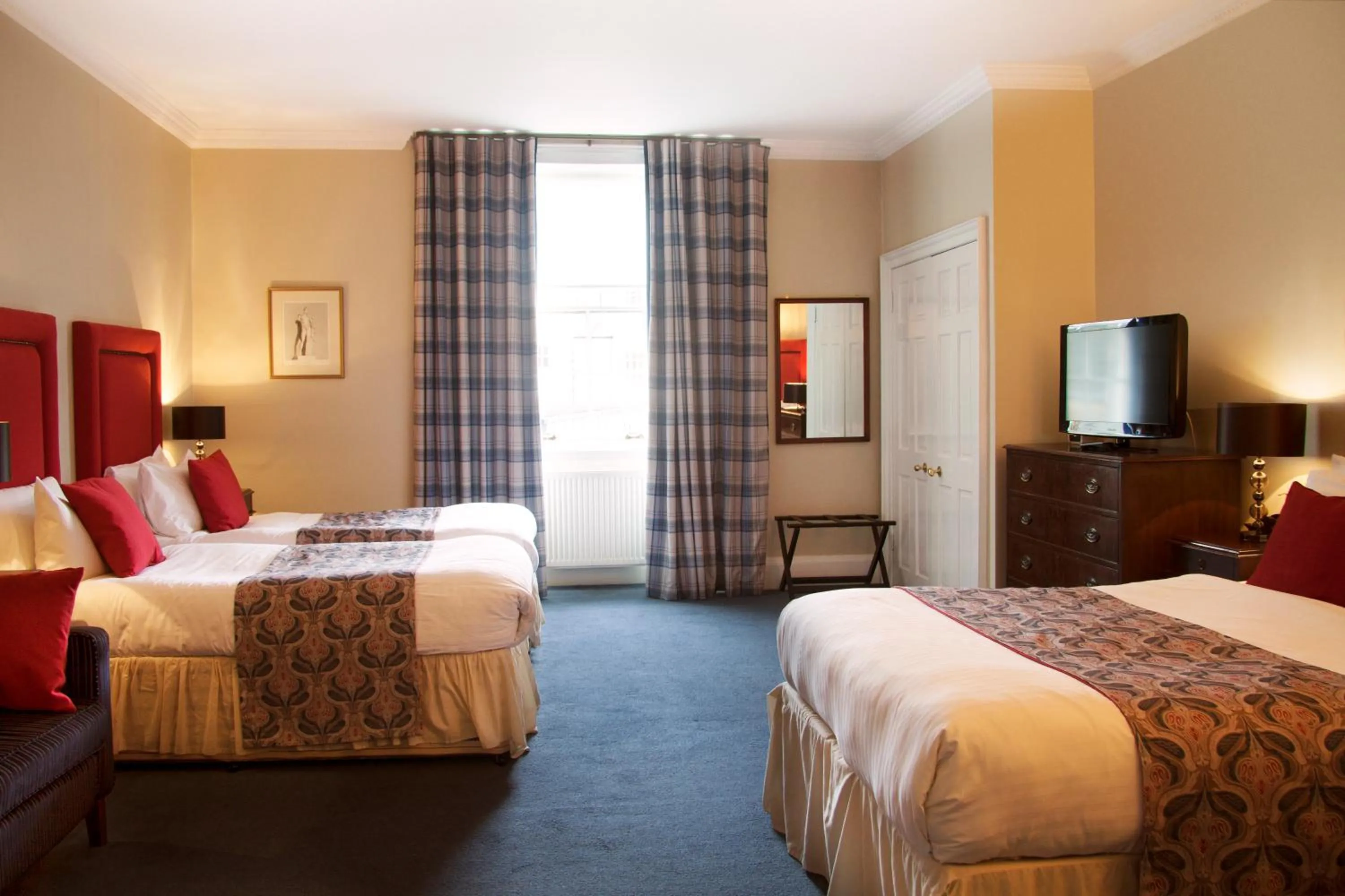 Bedroom, Bed in Royal Scots Club