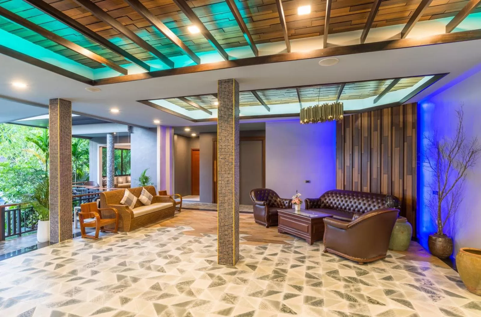 Lobby or reception in The Scene Cliff View Villas