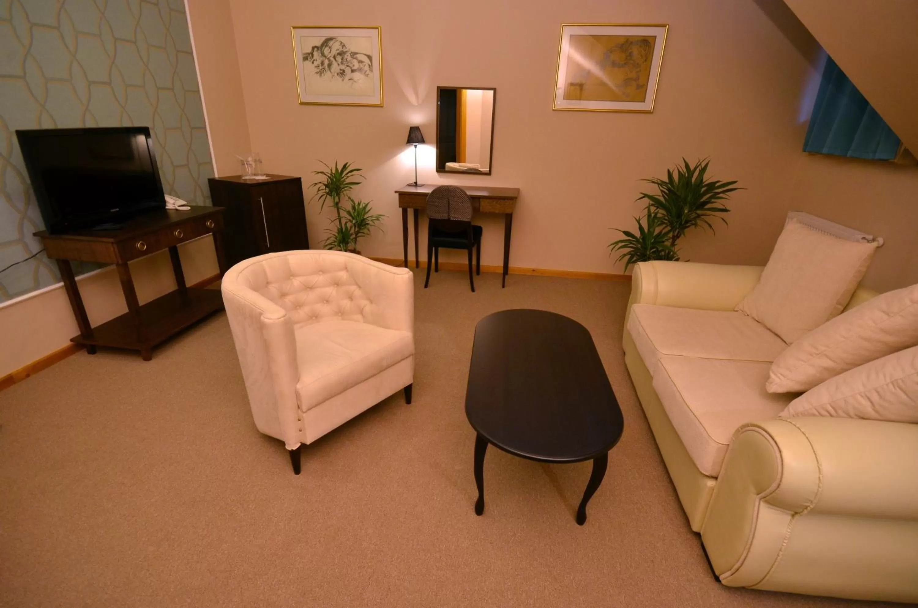 Living room, Seating Area in Art Garni Hotel