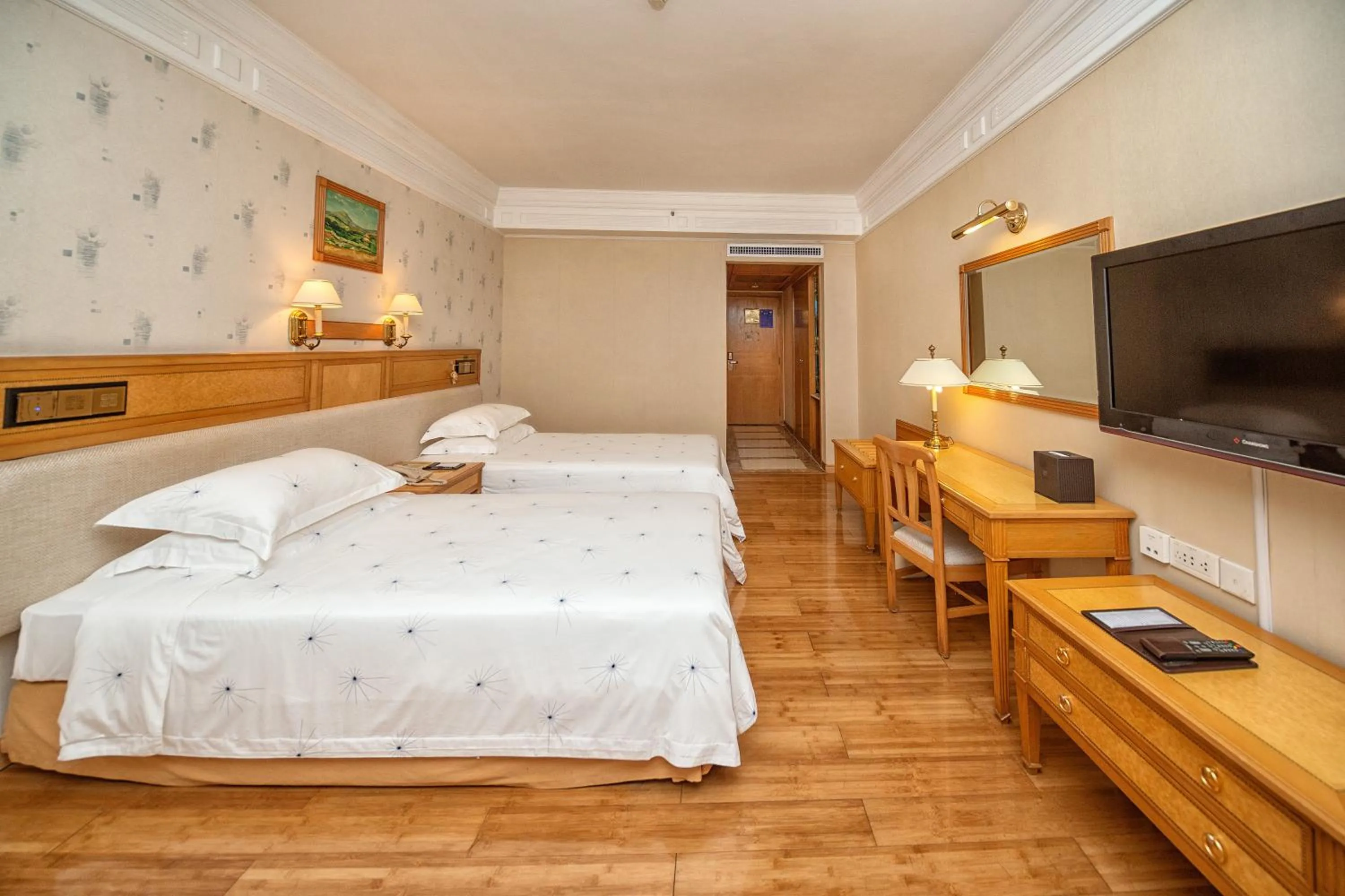 Photo of the whole room in Hotel Silverland