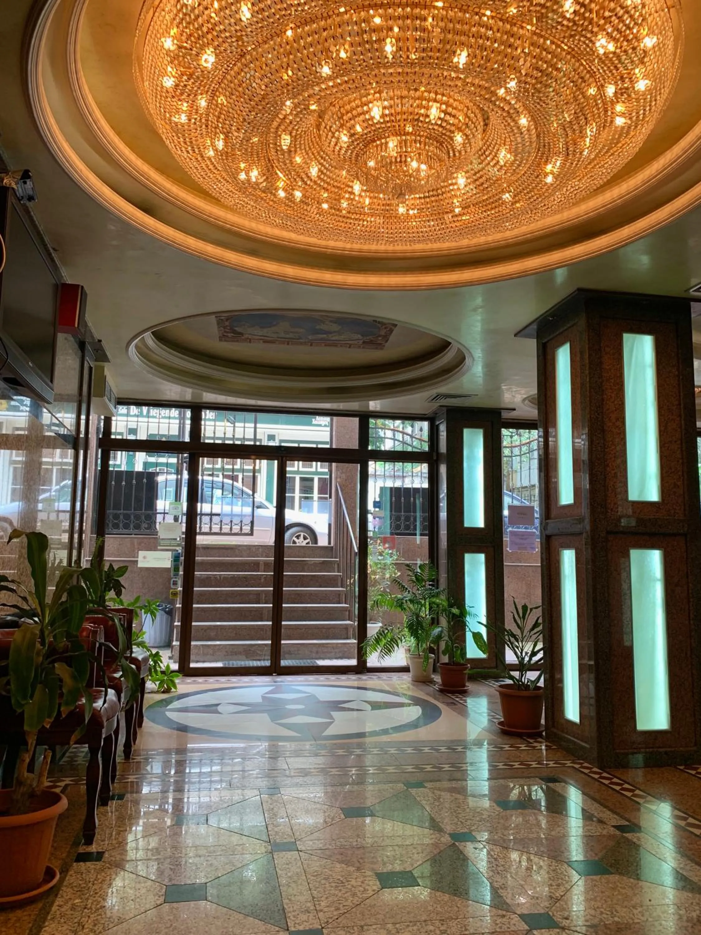 Lobby or reception in California Hotel