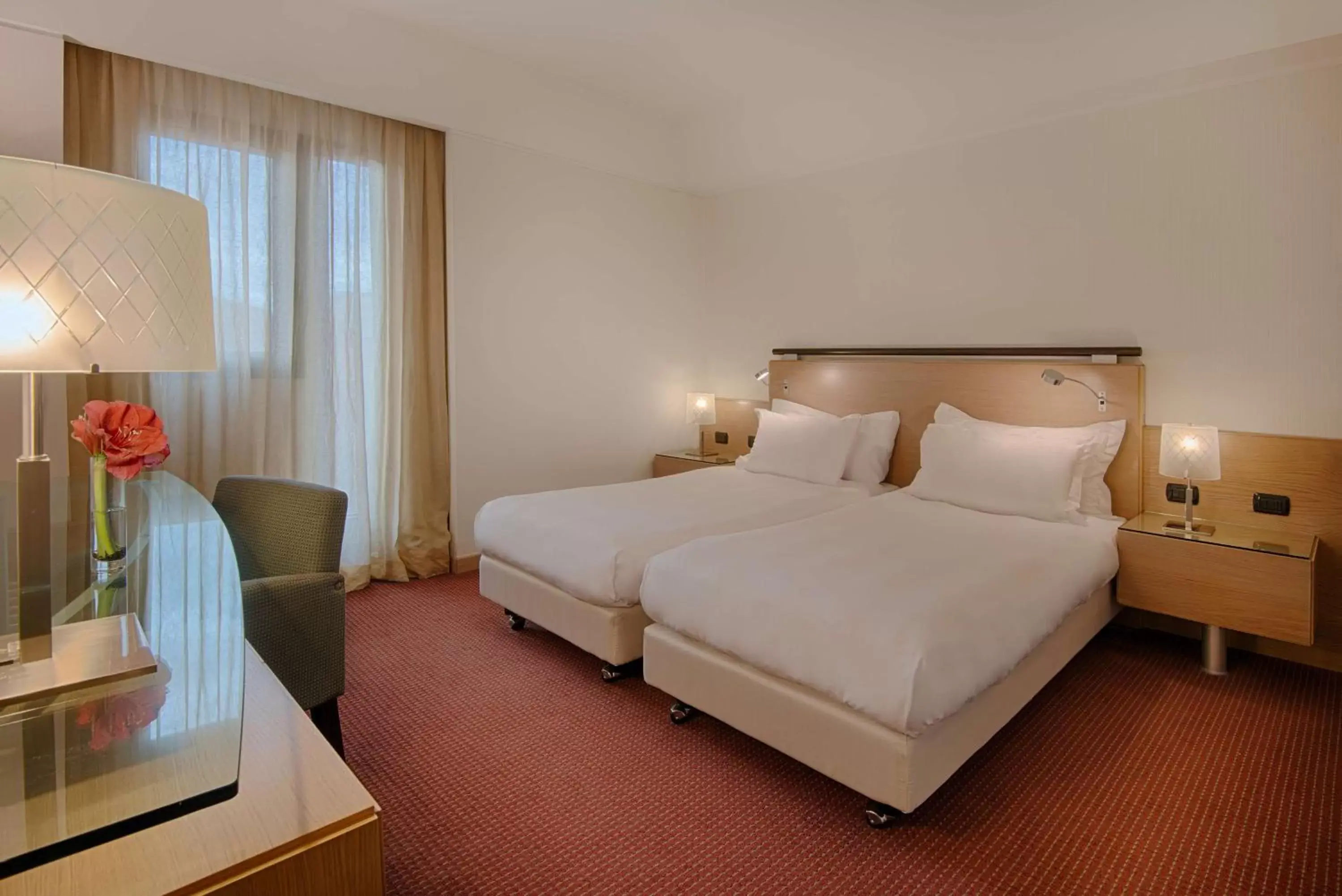 Standard Double Room with Panoramic View in NH Catania Centro Standard Double Room with Panoramic View in NH Catania Centro